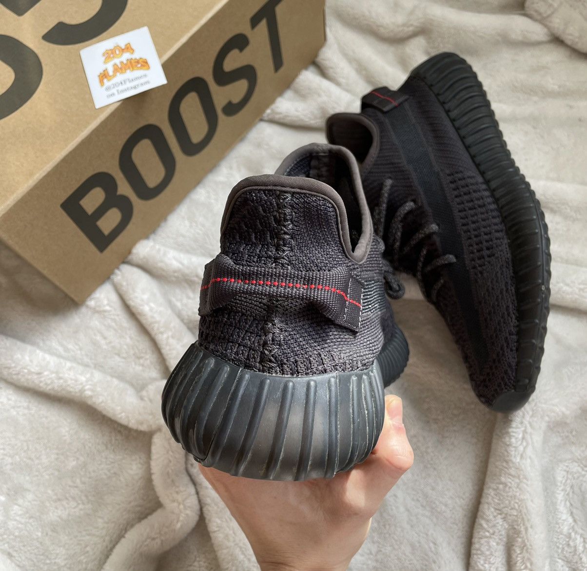 Adidas Yeezy Boost 350 V2 Black Non-Reflective 2019 Size US 8.5 / EU 41-42 - 3 Thumbnail