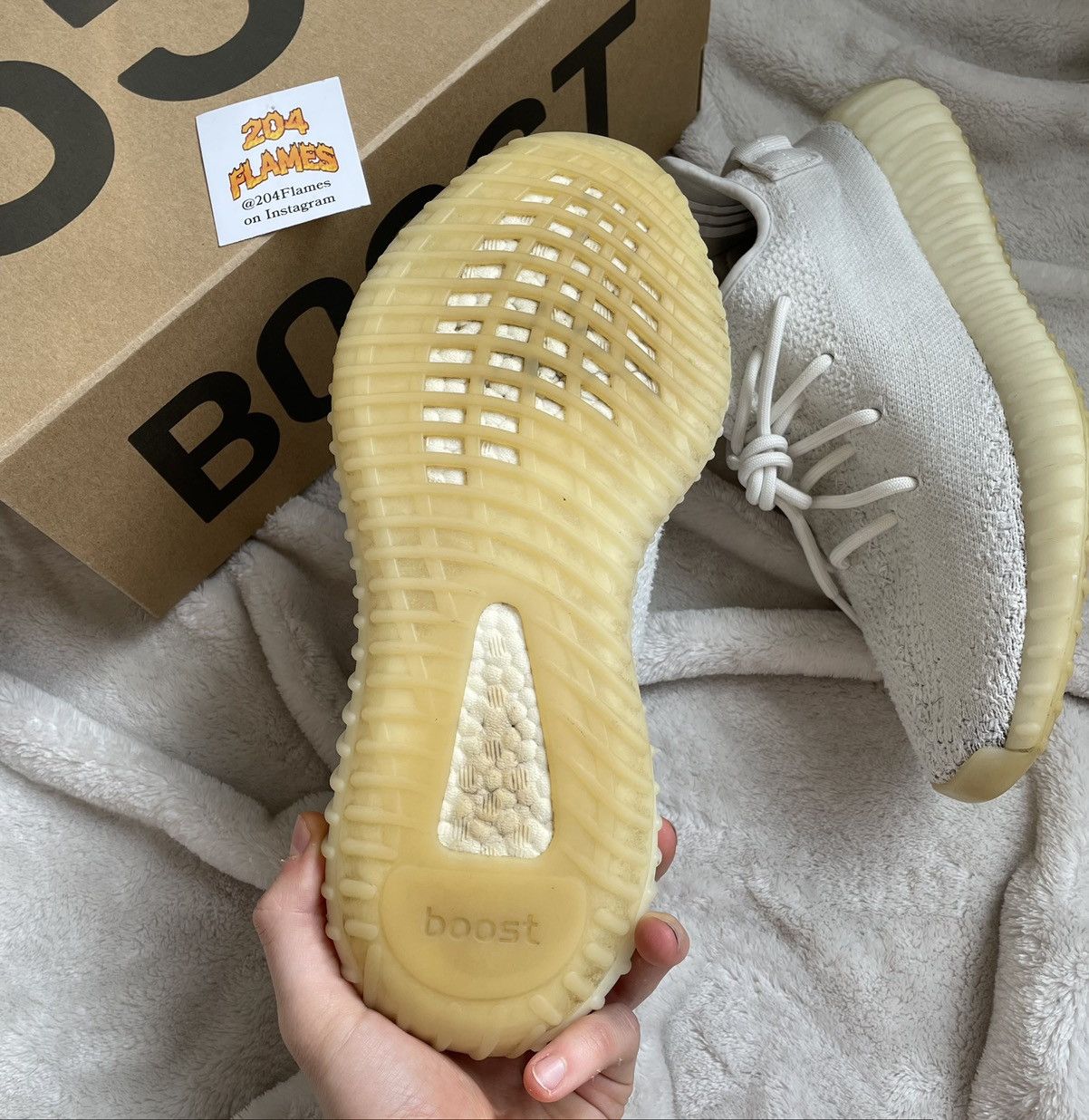 Adidas Yeezy Boost 350 V2 Cream 2017 Size US 8.5 / EU 41-42 - 4 Thumbnail