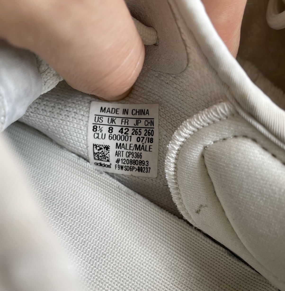 Adidas Yeezy Boost 350 V2 Cream 2017 Size US 8.5 / EU 41-42 - 5 Thumbnail