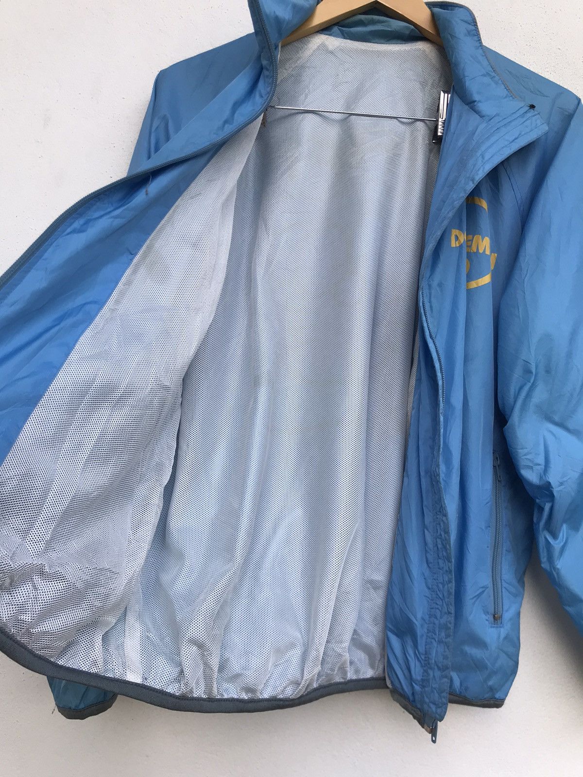 Anime × Cartoon Network Vintage Made in Japan Doremon Staff Big Logo Light Jacket Size US S / EU 44-46 / 1 - 20 Thumbnail
