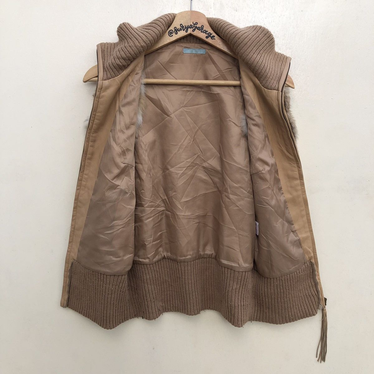 Designer × Japanese Brand Japanese Brand Getawo Sleeveless Fur Jacket Size US XXS / EU 40 - 8 Thumbnail
