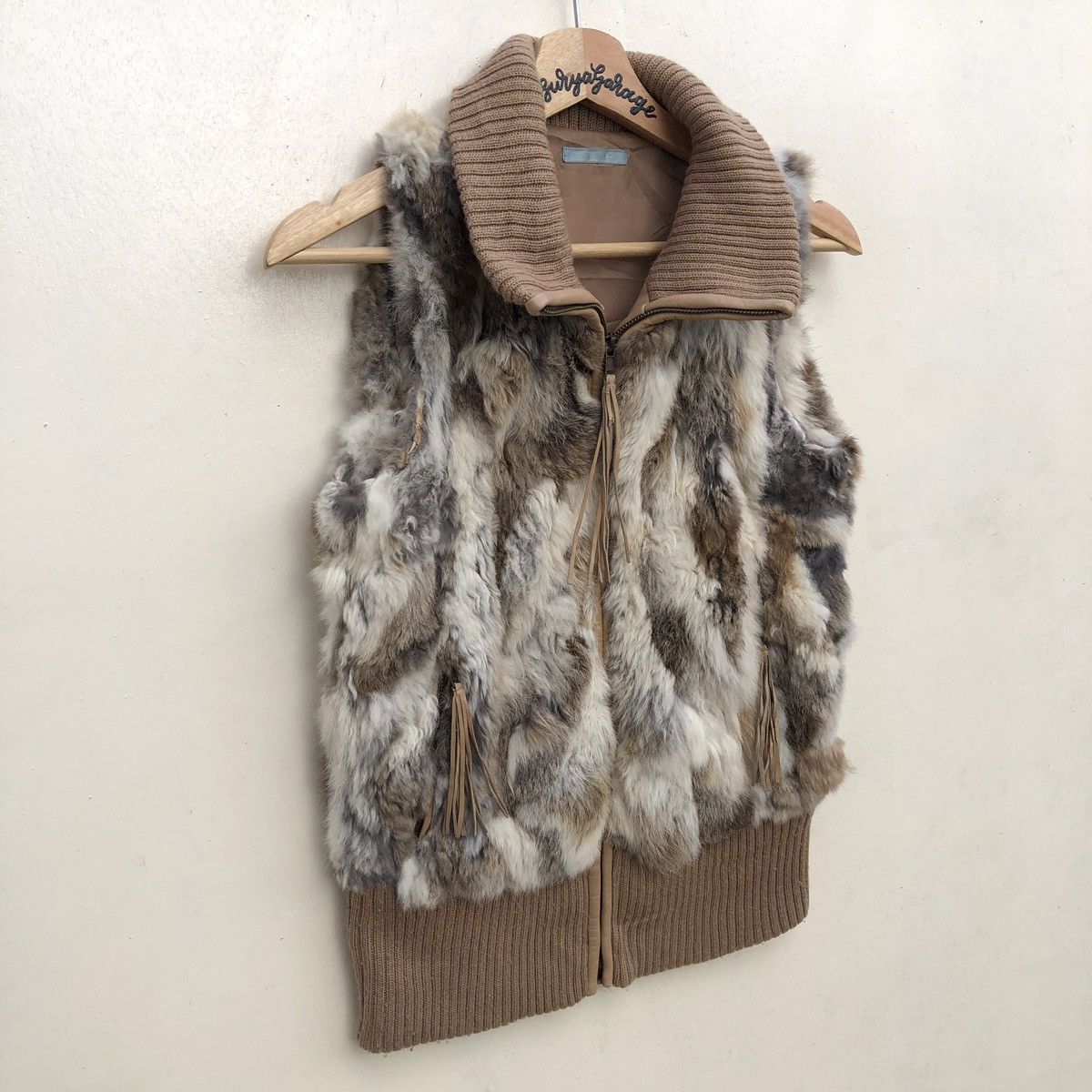 Designer × Japanese Brand Japanese Brand Getawo Sleeveless Fur Jacket Size US XXS / EU 40 - 4 Thumbnail
