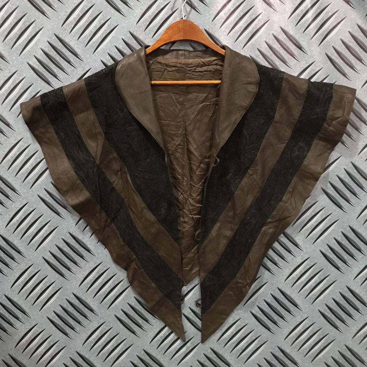 Designer × Japanese Brand Archive design paisley cape leather inspired undercover Size US M / EU 48-50 / 2 - 1 Thumbnail