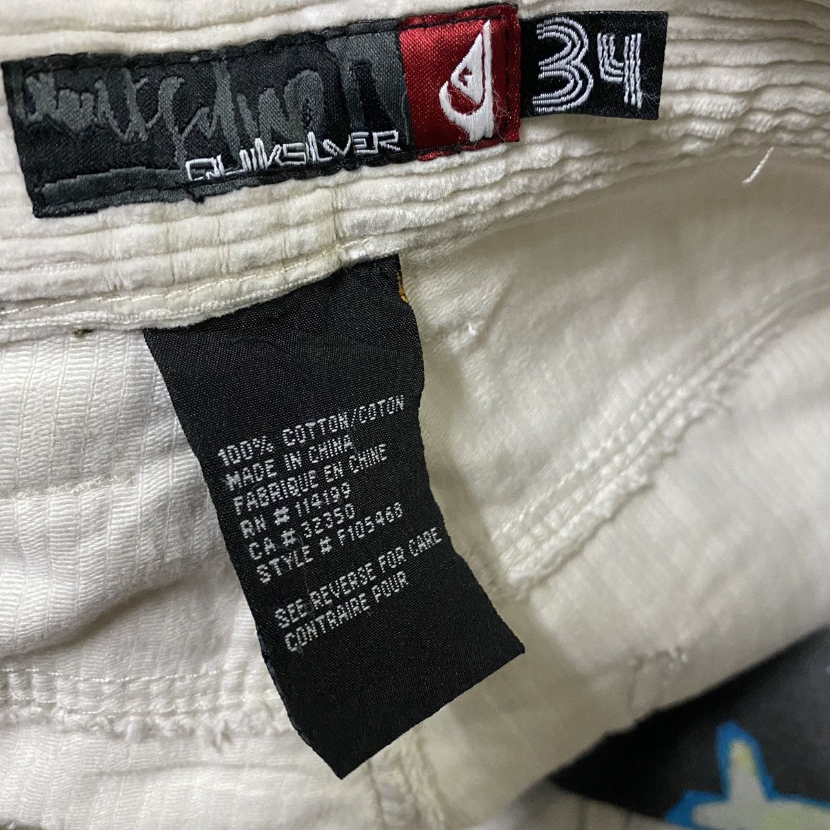 Quiksilver Vintage Quiksilver White Courduroy Baggy Pants Size US 34 / EU 50 - 14 Thumbnail
