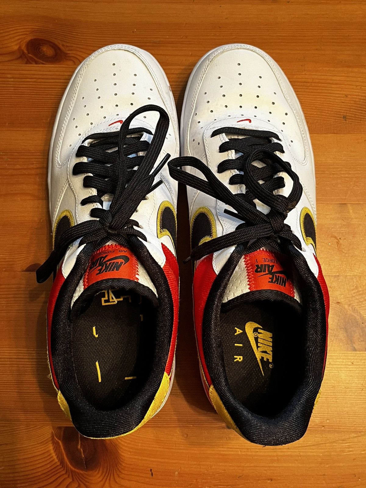 Nike Nike Air Force One Low “Raygun” Size US 11 / EU 44 - 4 Thumbnail