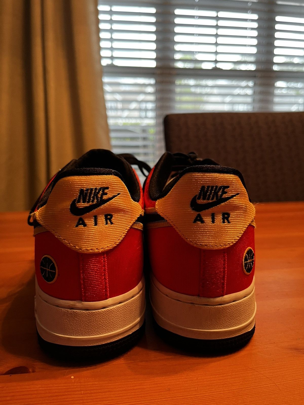 Nike Nike Air Force One Low “Raygun” Size US 11 / EU 44 - 5 Thumbnail