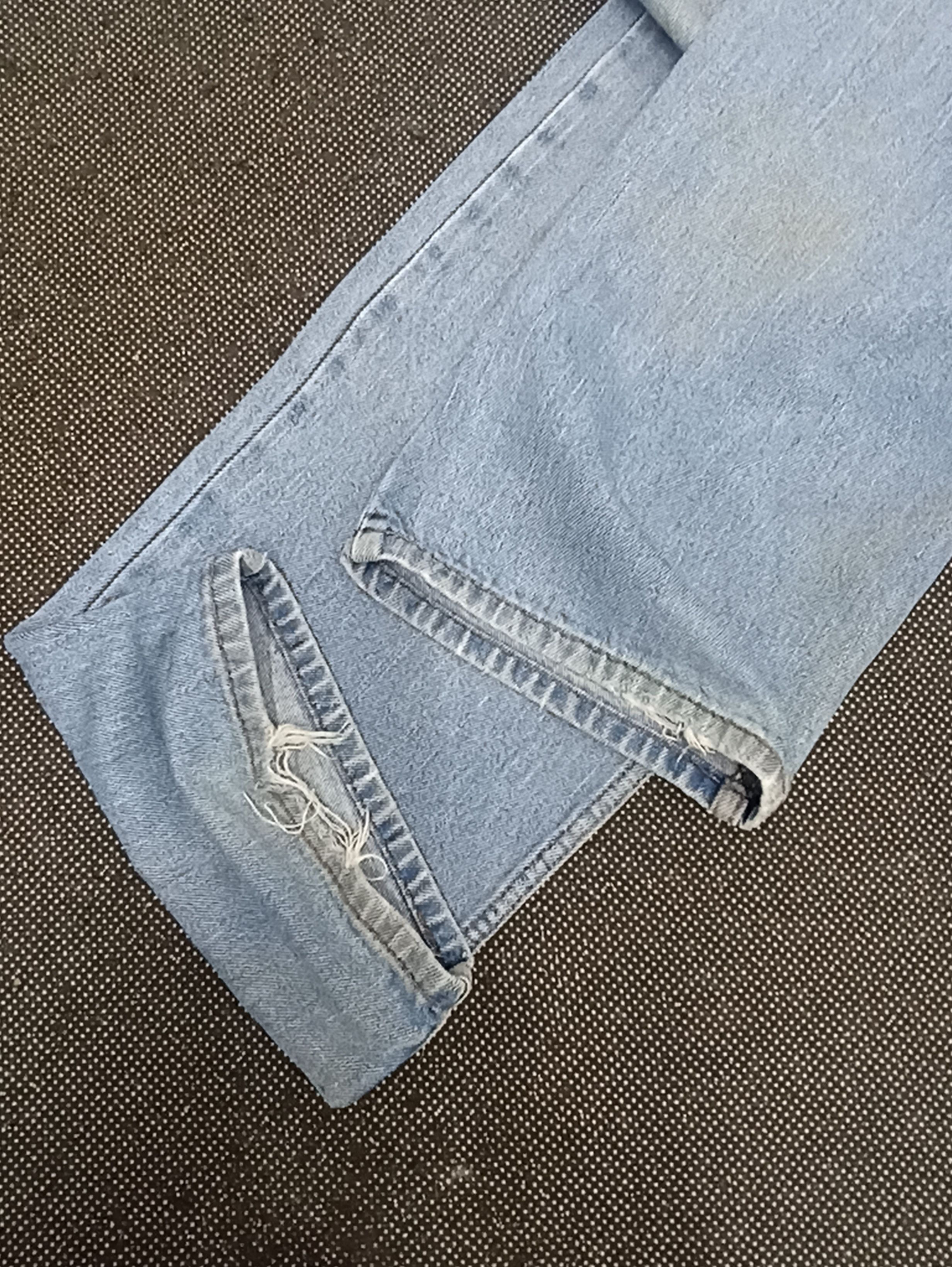 Jean × Levi's × Vintage VINTAGE LEVIS 505 BLUE WASH JEANS -J317 Size US 40 / EU 56 - 8 Thumbnail