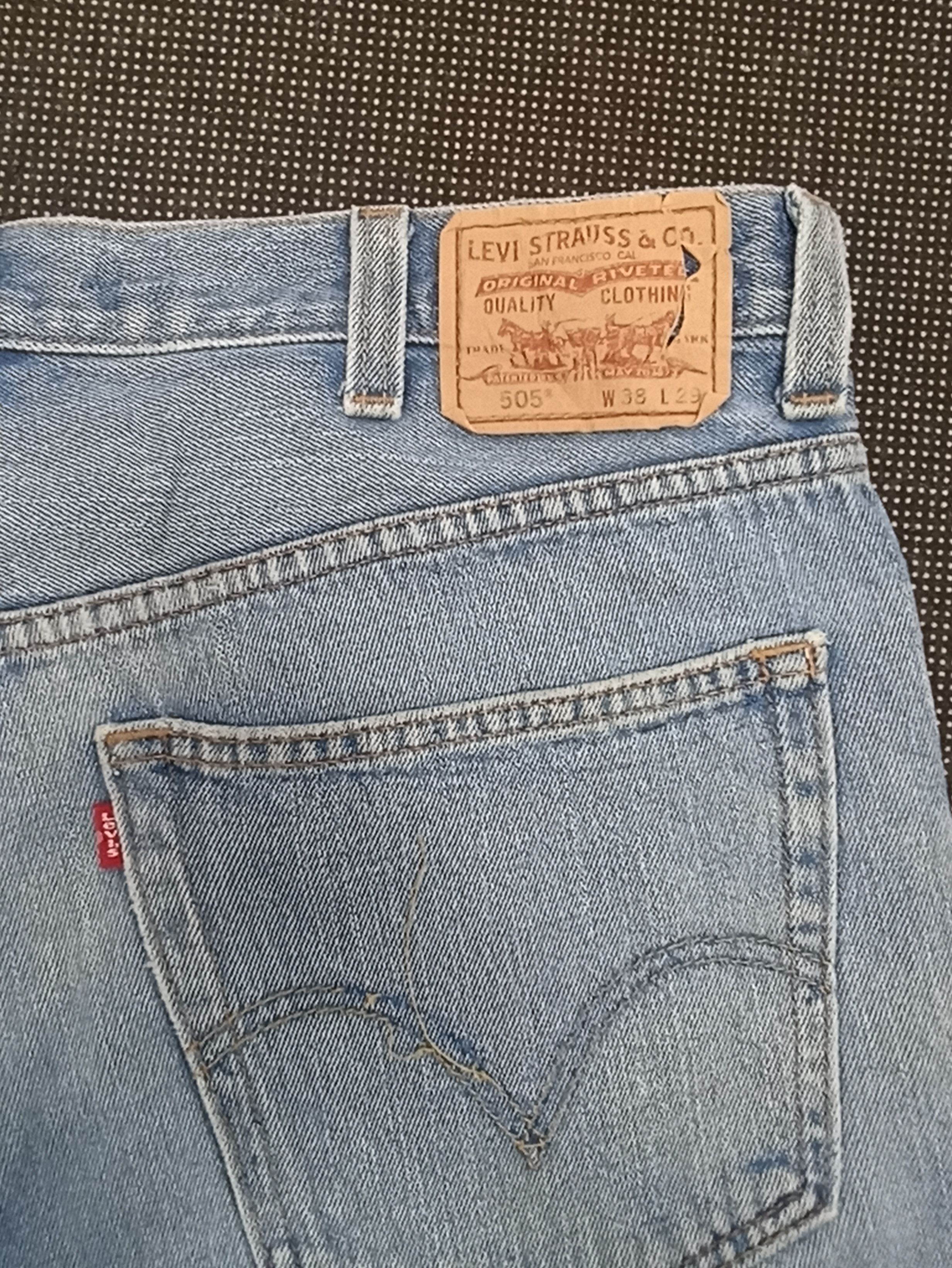 Jean × Levi's × Vintage VINTAGE LEVIS 505 BLUE WASH JEANS -J317 Size US 40 / EU 56 - 9 Thumbnail