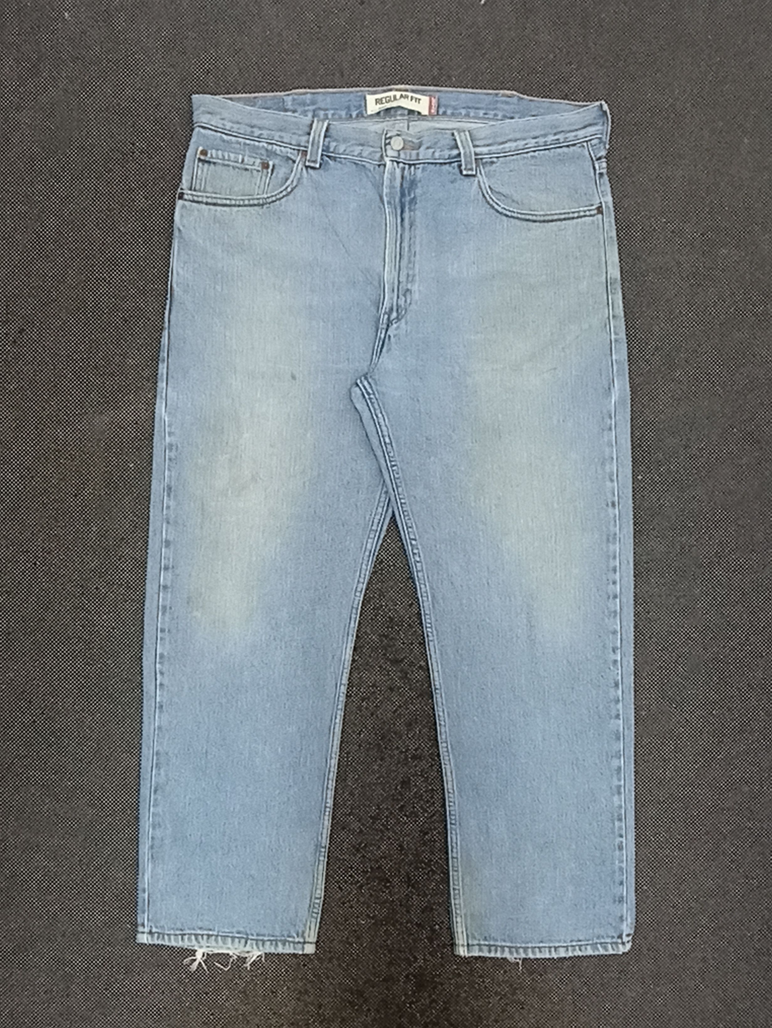 Jean × Levi's × Vintage VINTAGE LEVIS 505 BLUE WASH JEANS -J317 Size US 40 / EU 56 - 1 Thumbnail