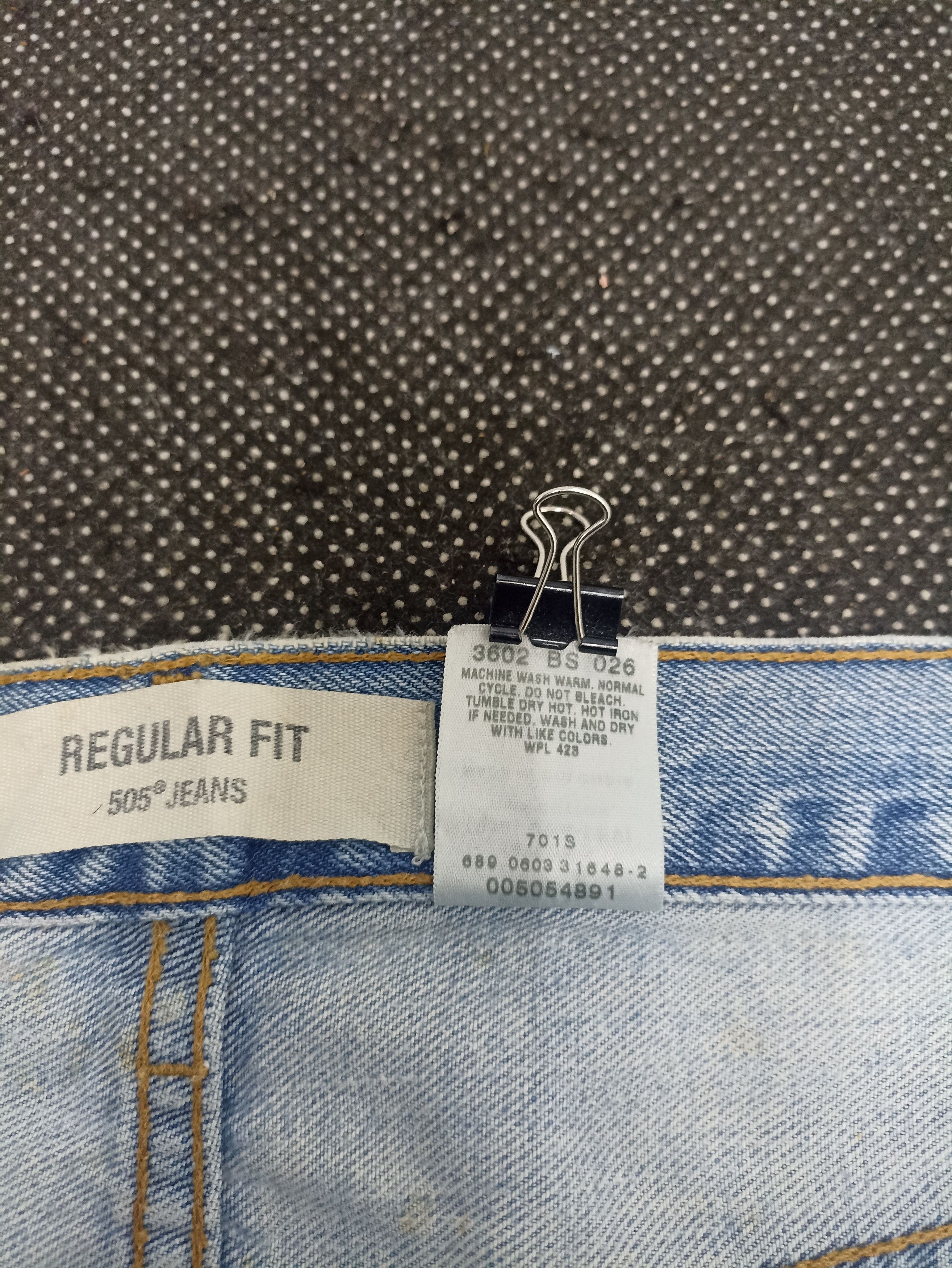 Jean × Levi's × Vintage VINTAGE LEVIS 505 DISTRESSED BLUE WASH JEANS -J320 Size US 34 / EU 50 - 6 Thumbnail
