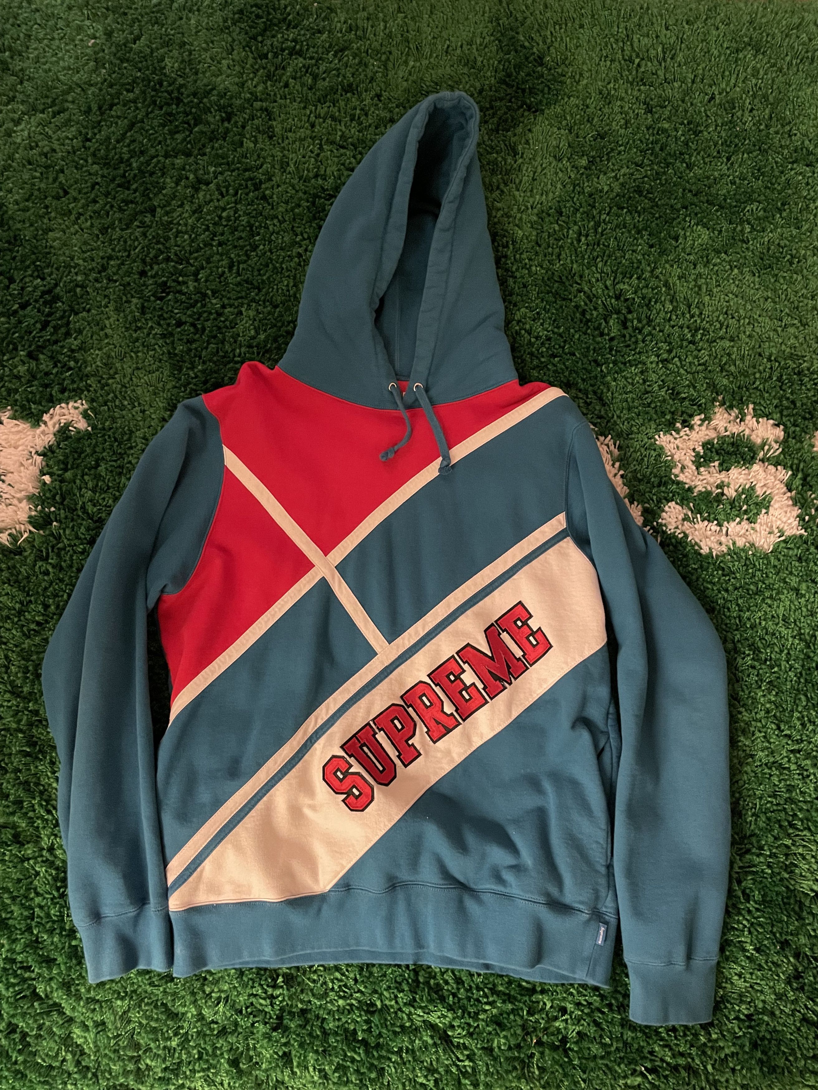 Supreme Supreme Diagonal Hooded Sweatshirt Size US M / EU 48-50 / 2 - 2 Thumbnail