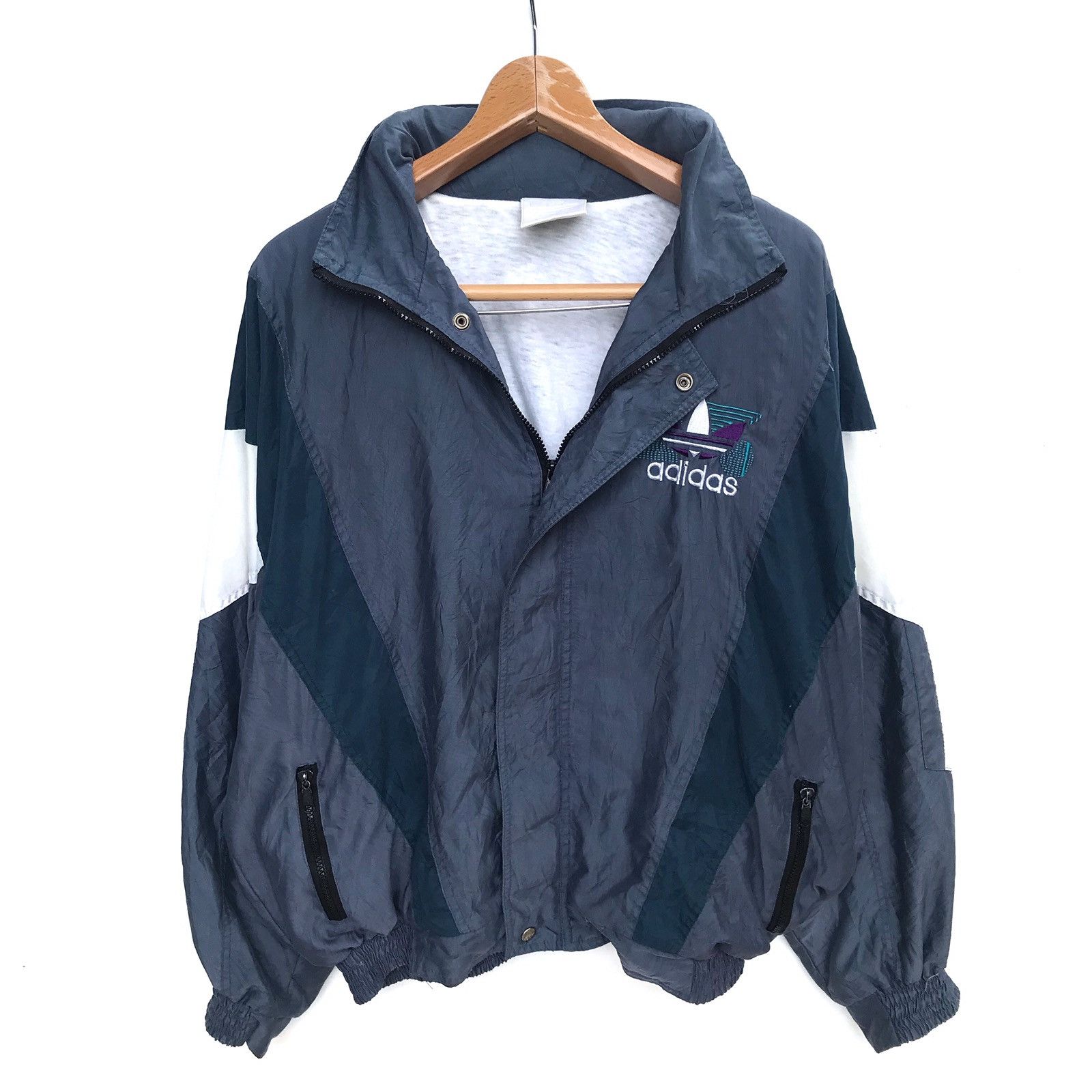 Adidas × Vintage Vintage Adidas Trefoil Windbreaker Embroidered Logo Size US L / EU 52-54 / 3 - 2 Thumbnail