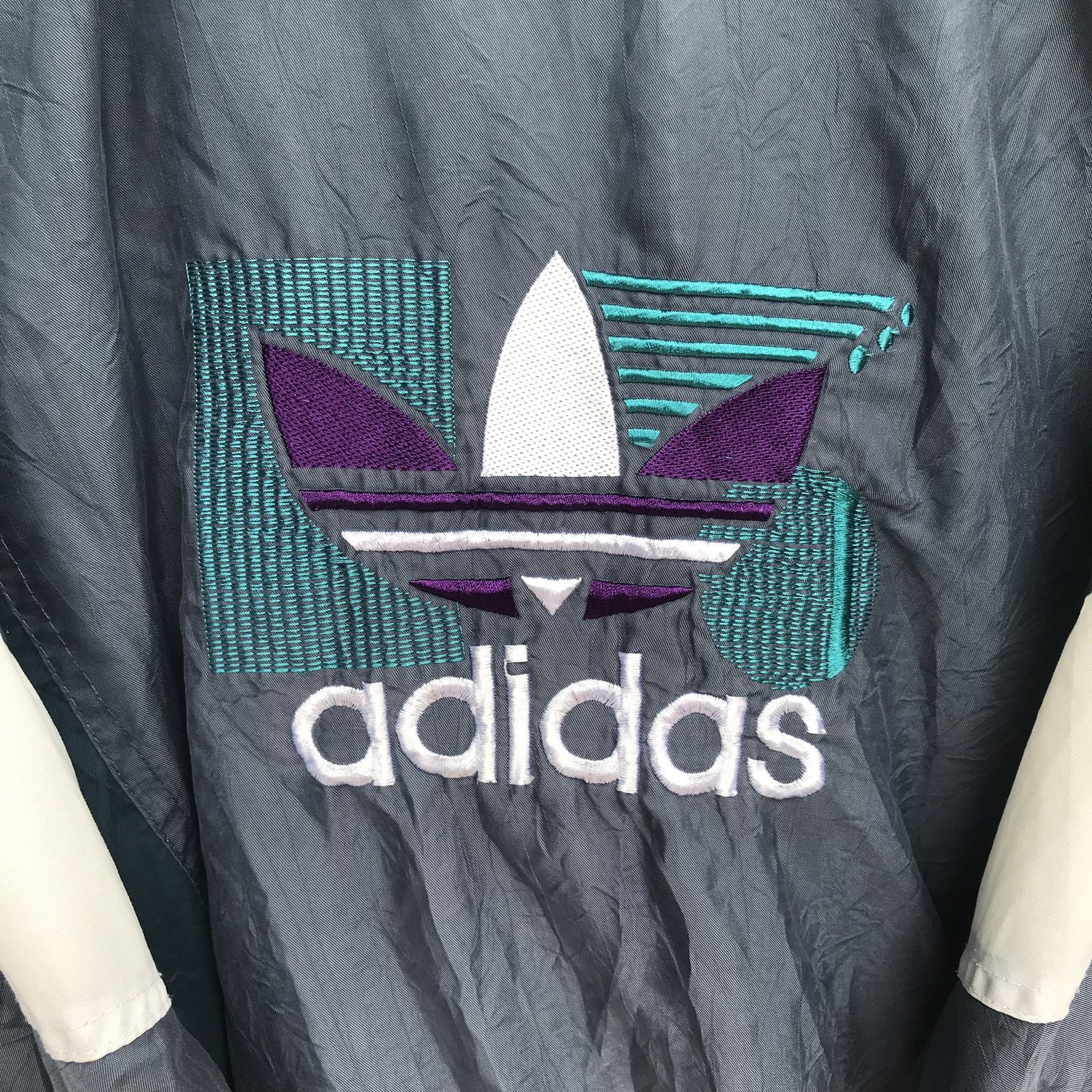 Adidas × Vintage Vintage Adidas Trefoil Windbreaker Embroidered Logo Size US L / EU 52-54 / 3 - 6 Thumbnail