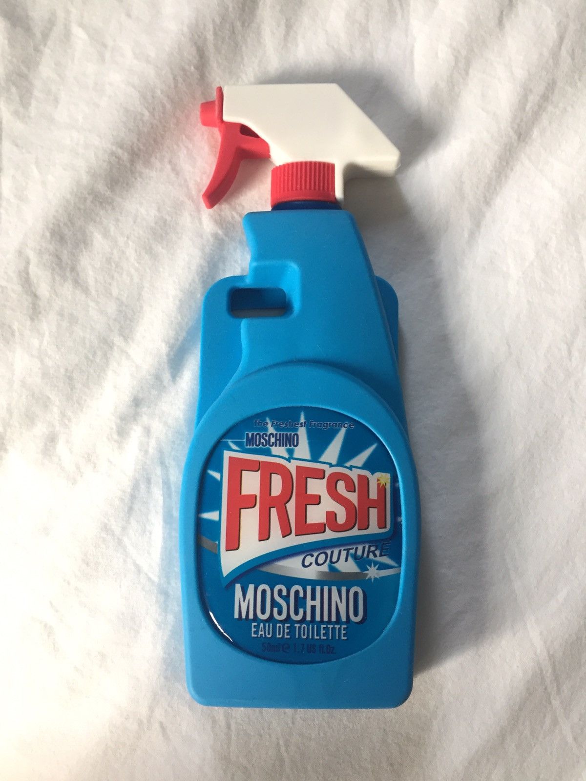 Iphone case discount fresh moschino