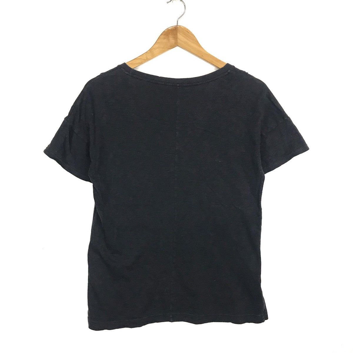 Undercover × Uniqlo Uniqlo Undercover UU big printed logo T shirt Size US M / EU 48-50 / 2 - 2 Thumbnail