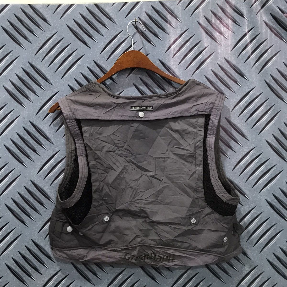 Japanese Brand Japanese brand multi pocket tactical utilities vest Size US M / EU 48-50 / 2 - 2 Thumbnail