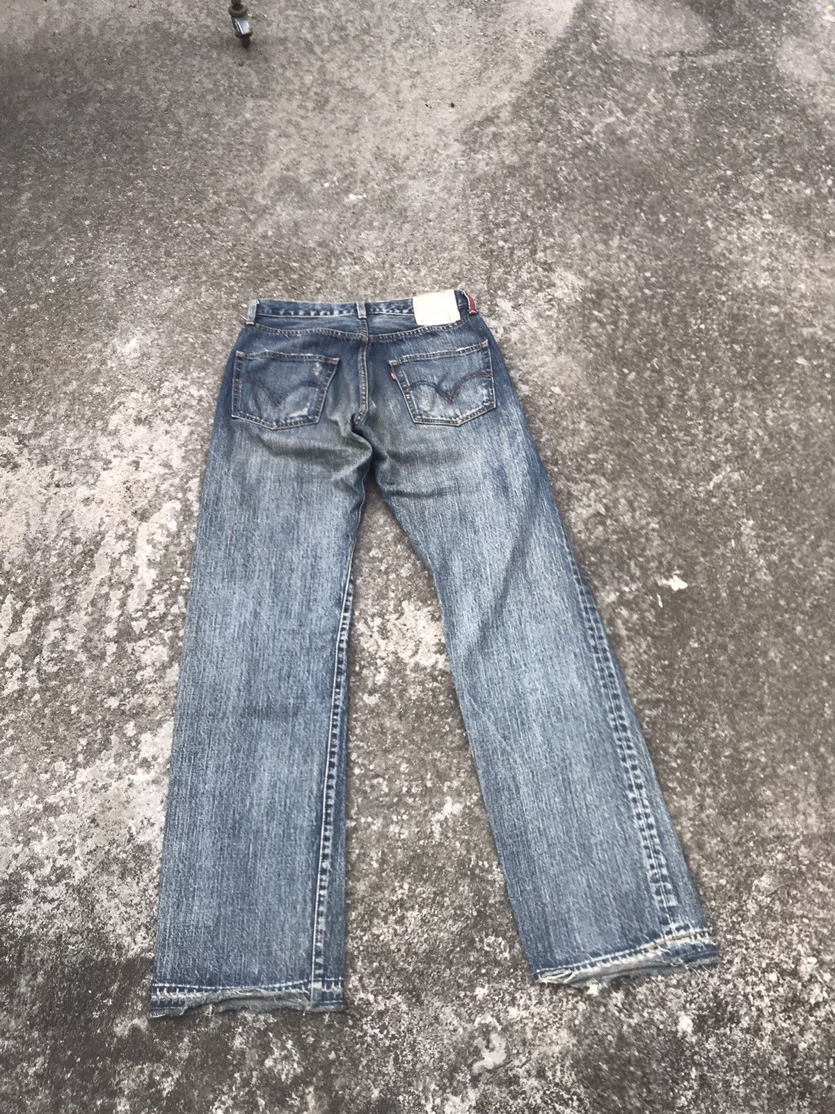 Levi's VINTAGE LEVI’S LOT 501 JAPAN DISTRESSED NICE DESIGN DENIM Size US 30 / EU 46 - 12 Thumbnail
