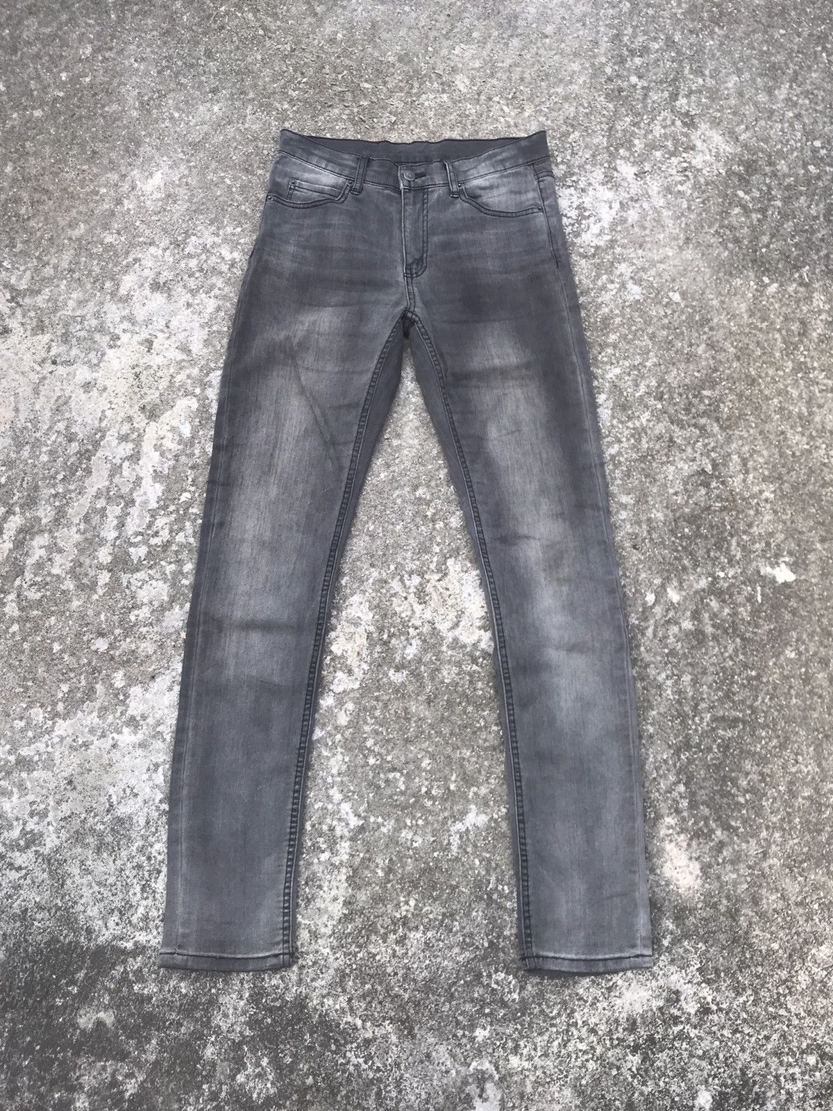 Levi's VINTAGE LEVI’S LOT 501 JAPAN DISTRESSED NICE DESIGN DENIM Size US 30 / EU 46 - 23 Thumbnail