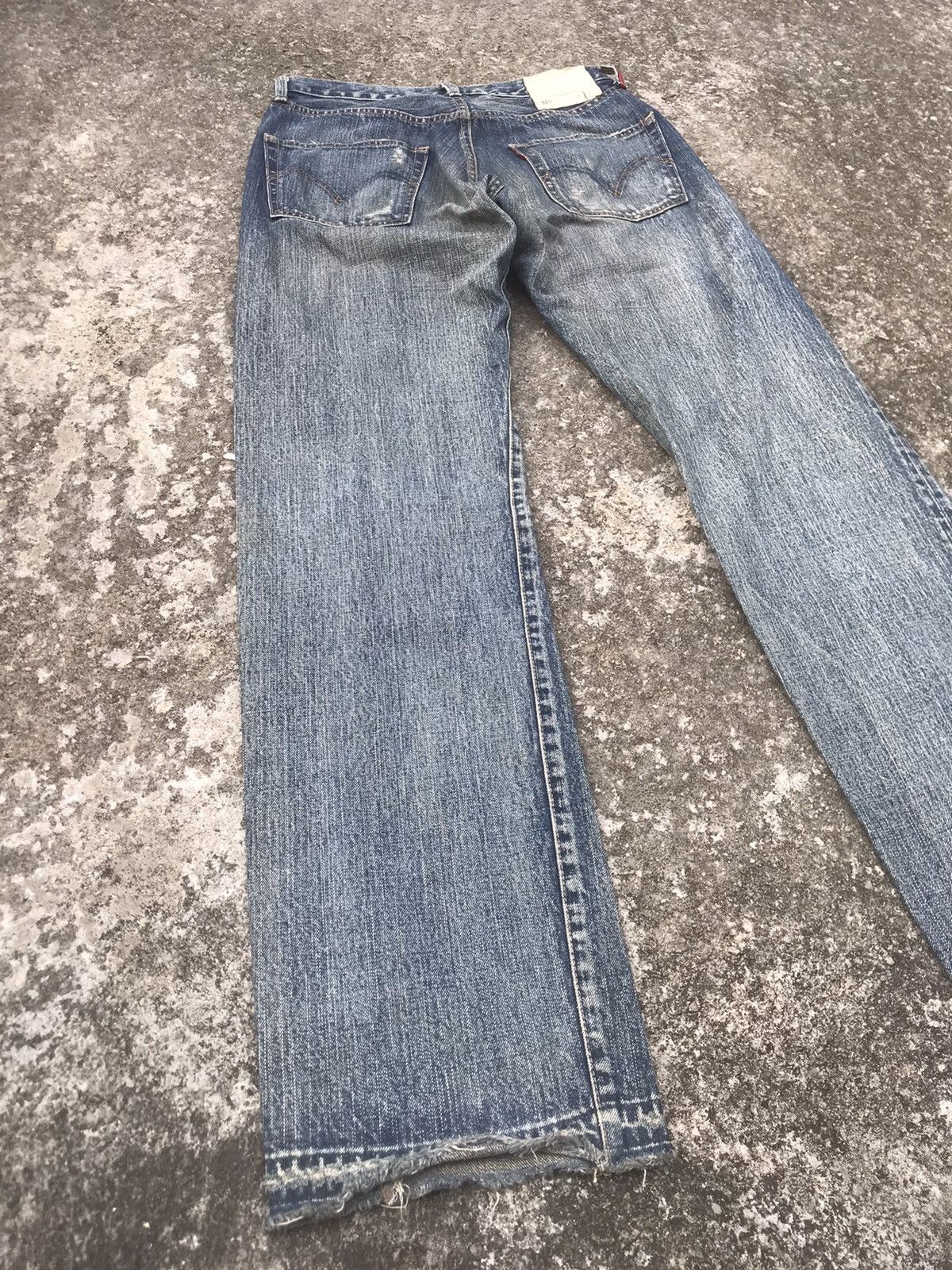 Levi's VINTAGE LEVI’S LOT 501 JAPAN DISTRESSED NICE DESIGN DENIM Size US 30 / EU 46 - 17 Thumbnail