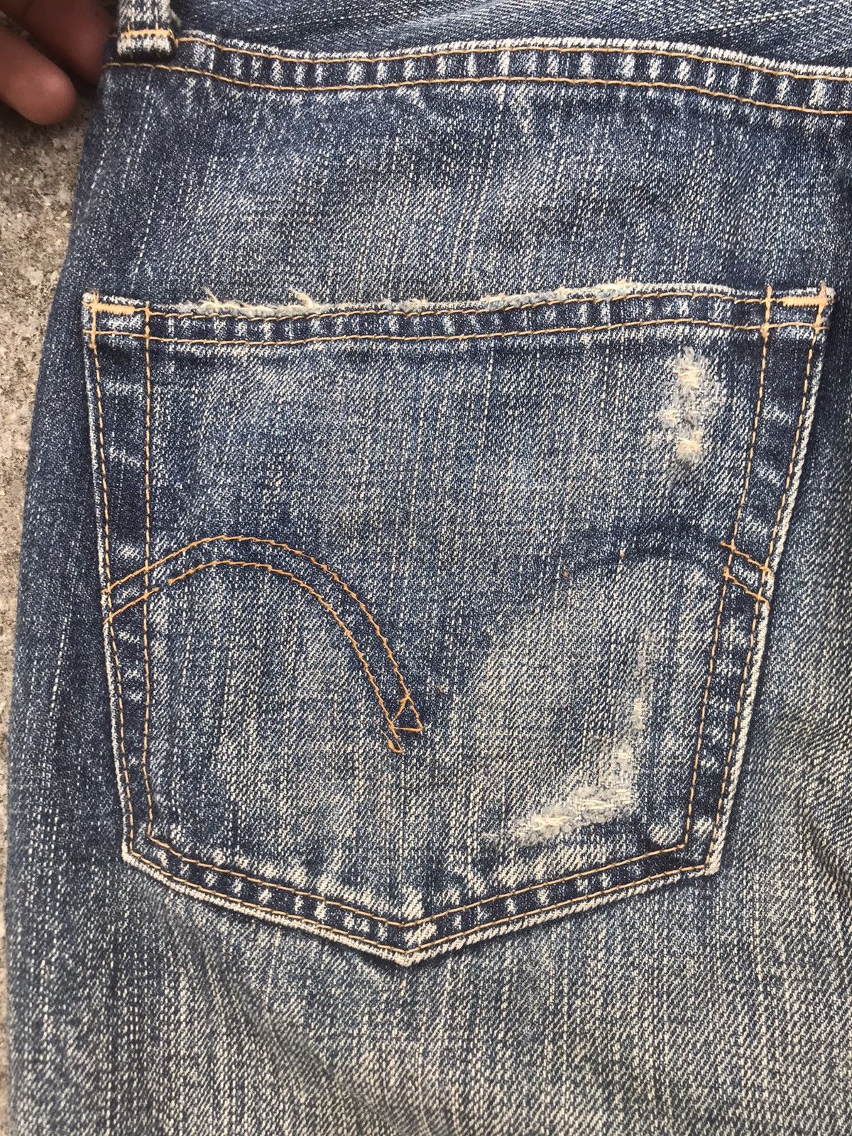 Levi's VINTAGE LEVI’S LOT 501 JAPAN DISTRESSED NICE DESIGN DENIM Size US 30 / EU 46 - 20 Thumbnail