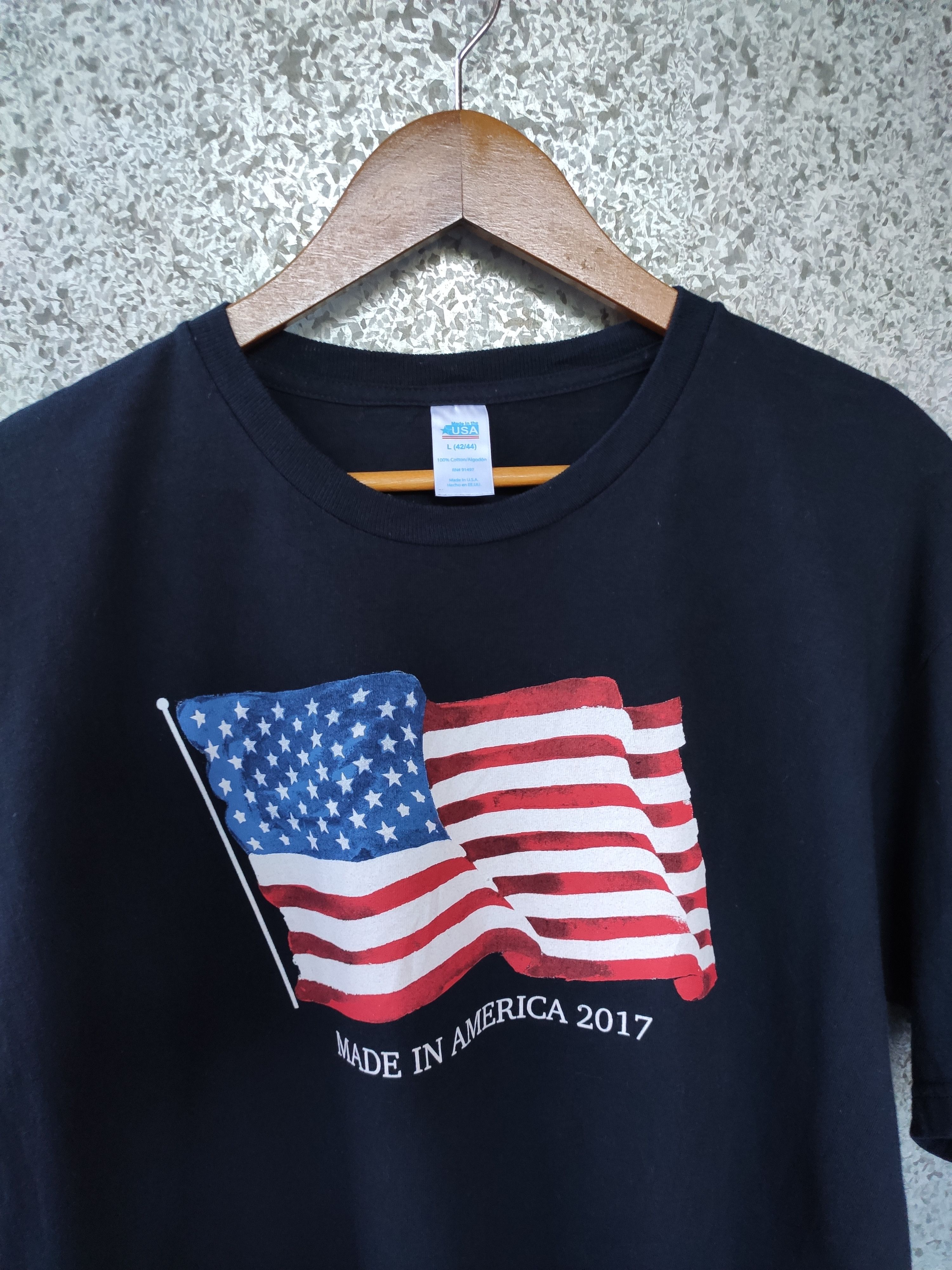 Vintage 🔥 Made in Usa t shirt USA flag USA pride Size US L / EU 52-54 / 3 - 2 Thumbnail
