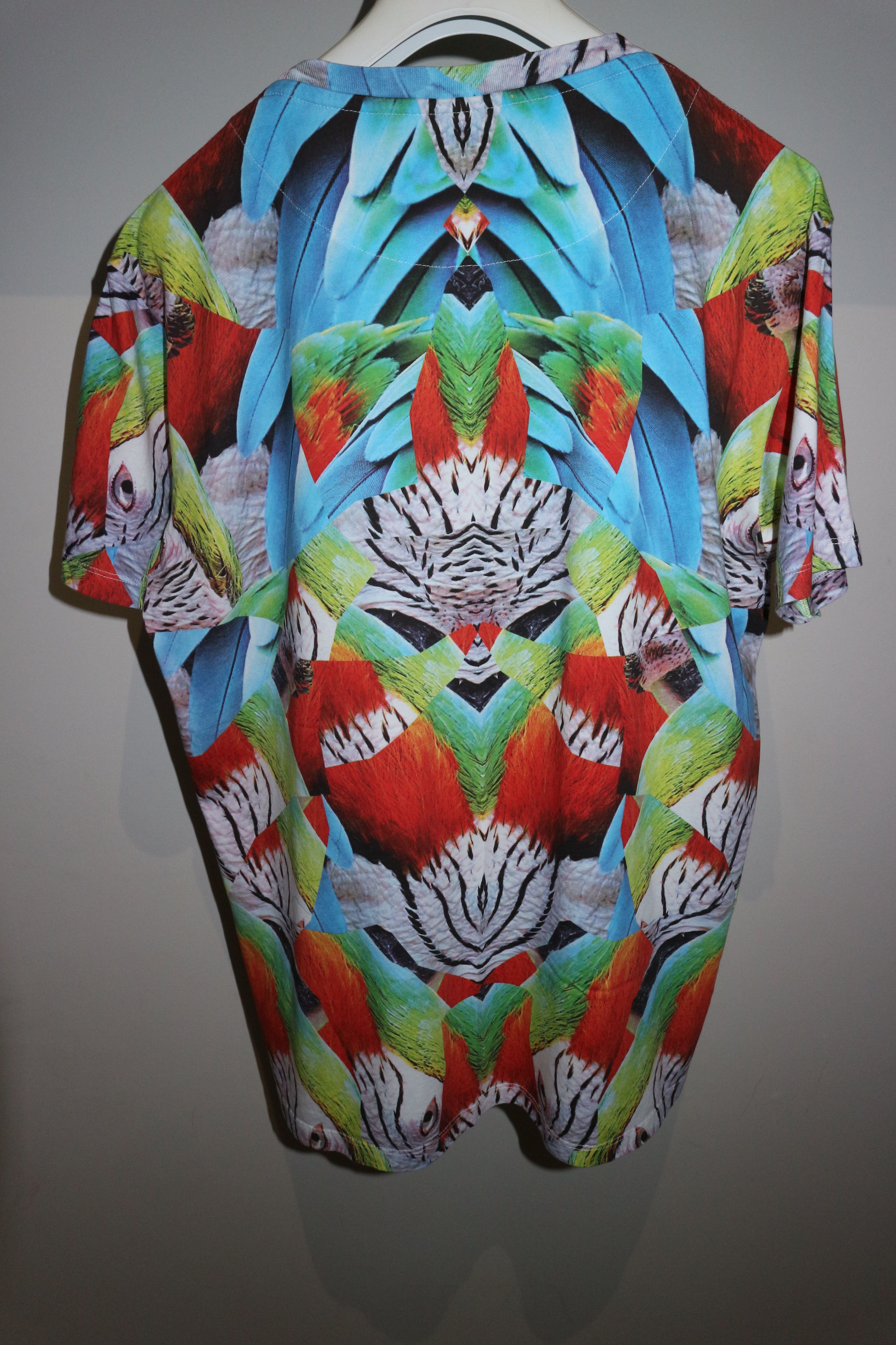 Marcelo Burlon parrot print tshirt Size US S / EU 44-46 / 1 - 6 Thumbnail