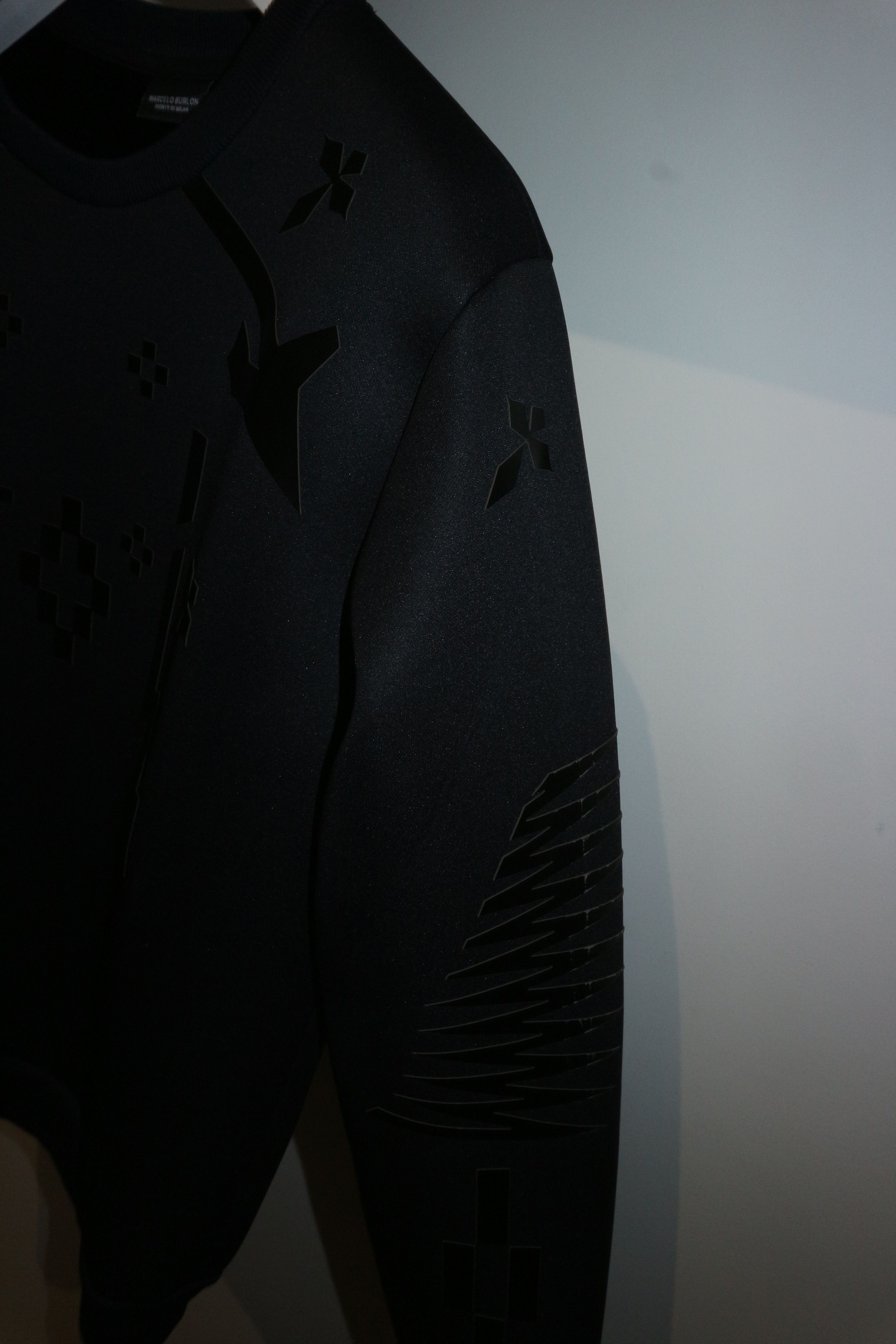 Marcelo Burlon Neoprene and velvet sweatshirt Size US S / EU 44-46 / 1 - 2 Thumbnail