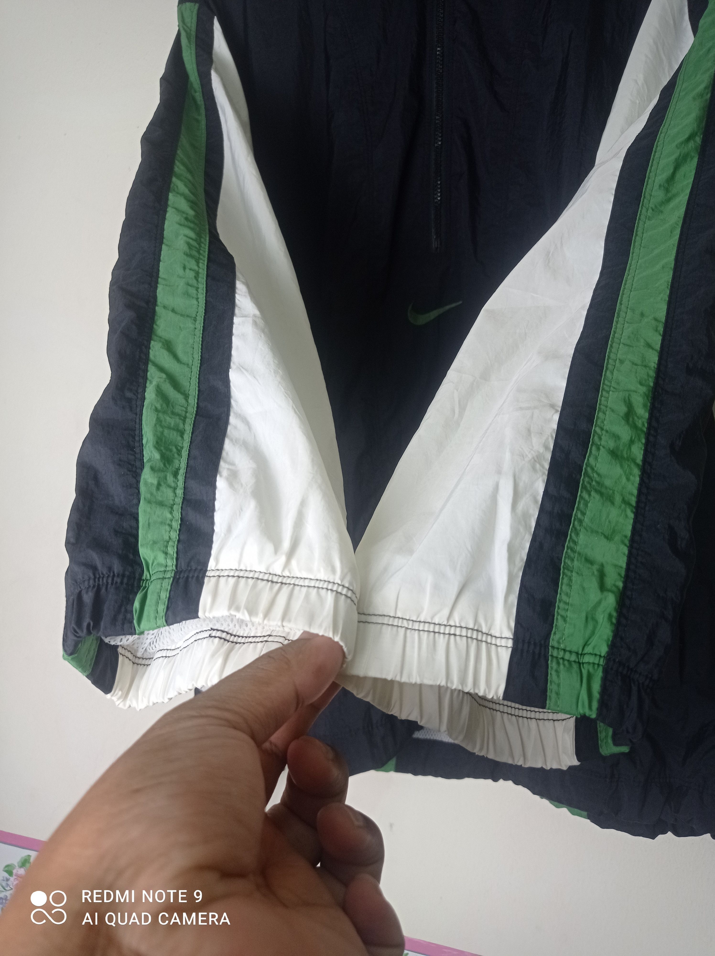 Nike Vintage 90s Nike Windbreaker Nice Style Size US L / EU 52-54 / 3 - 5 Thumbnail