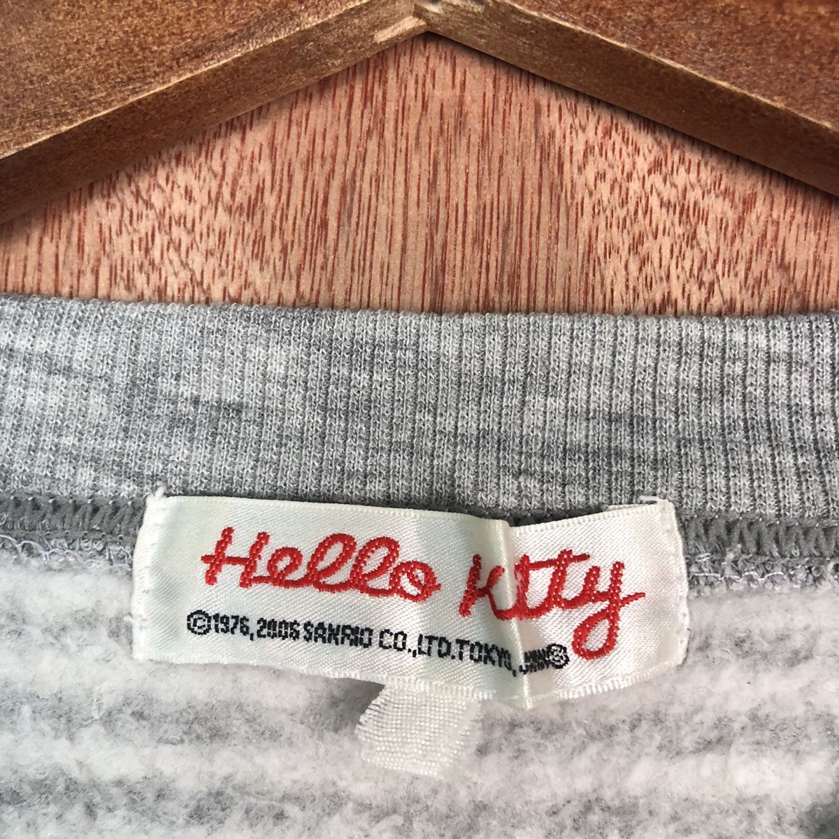 Cartoon Network Hello Kitty Stripes White Grey Sweatshirt #6014 Size M / US 6-8 / IT 42-44 - 10 Thumbnail
