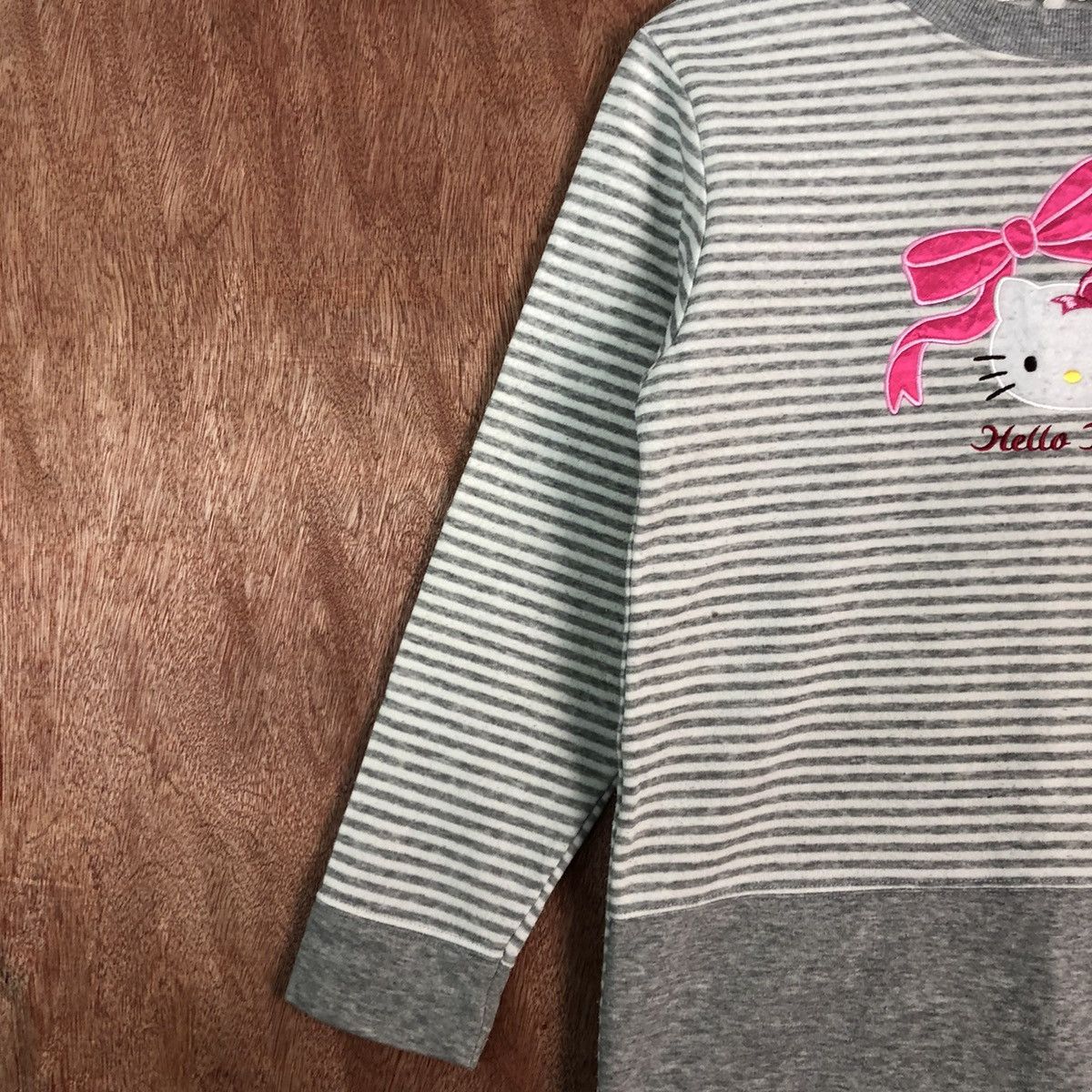 Cartoon Network Hello Kitty Stripes White Grey Sweatshirt #6014 Size M / US 6-8 / IT 42-44 - 7 Thumbnail