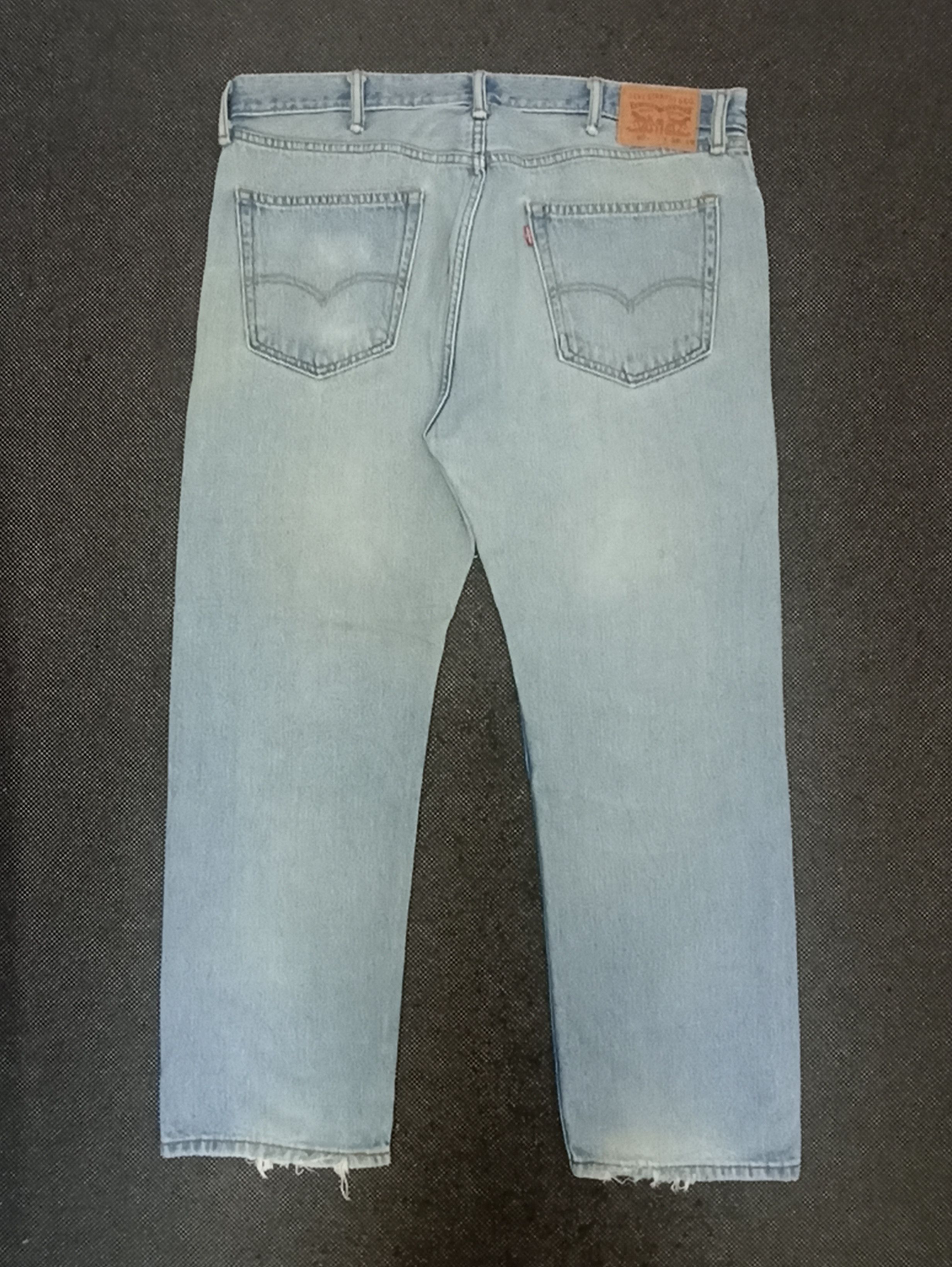 Jean × Levi's × Vintage VINTAGE LEVIS 505 BLUE WASH JEANS -J321 Size US 40 / EU 56 - 2 Thumbnail