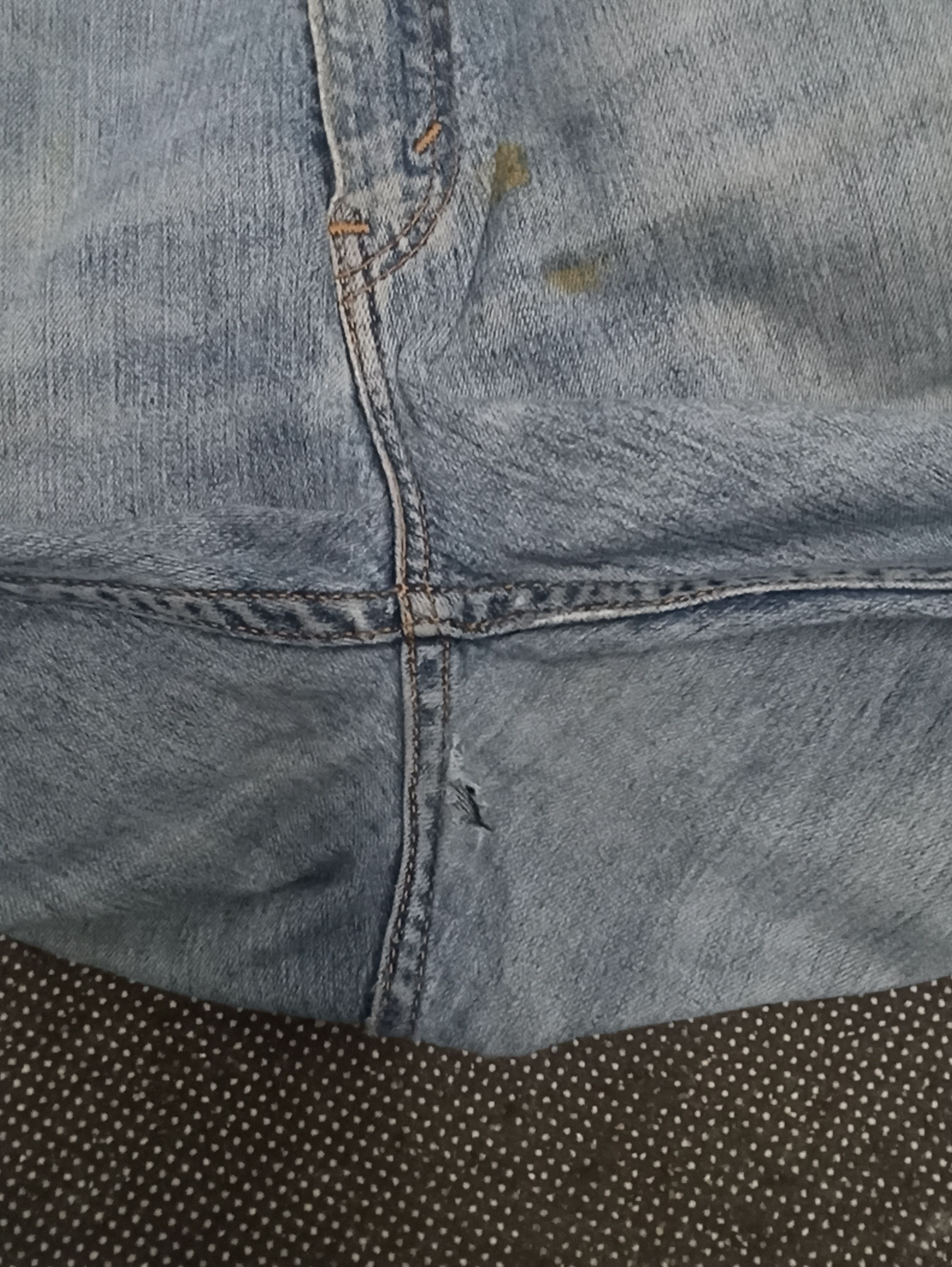 VINTAGE LEVIS 505 BLUE WASH JEANS -J328