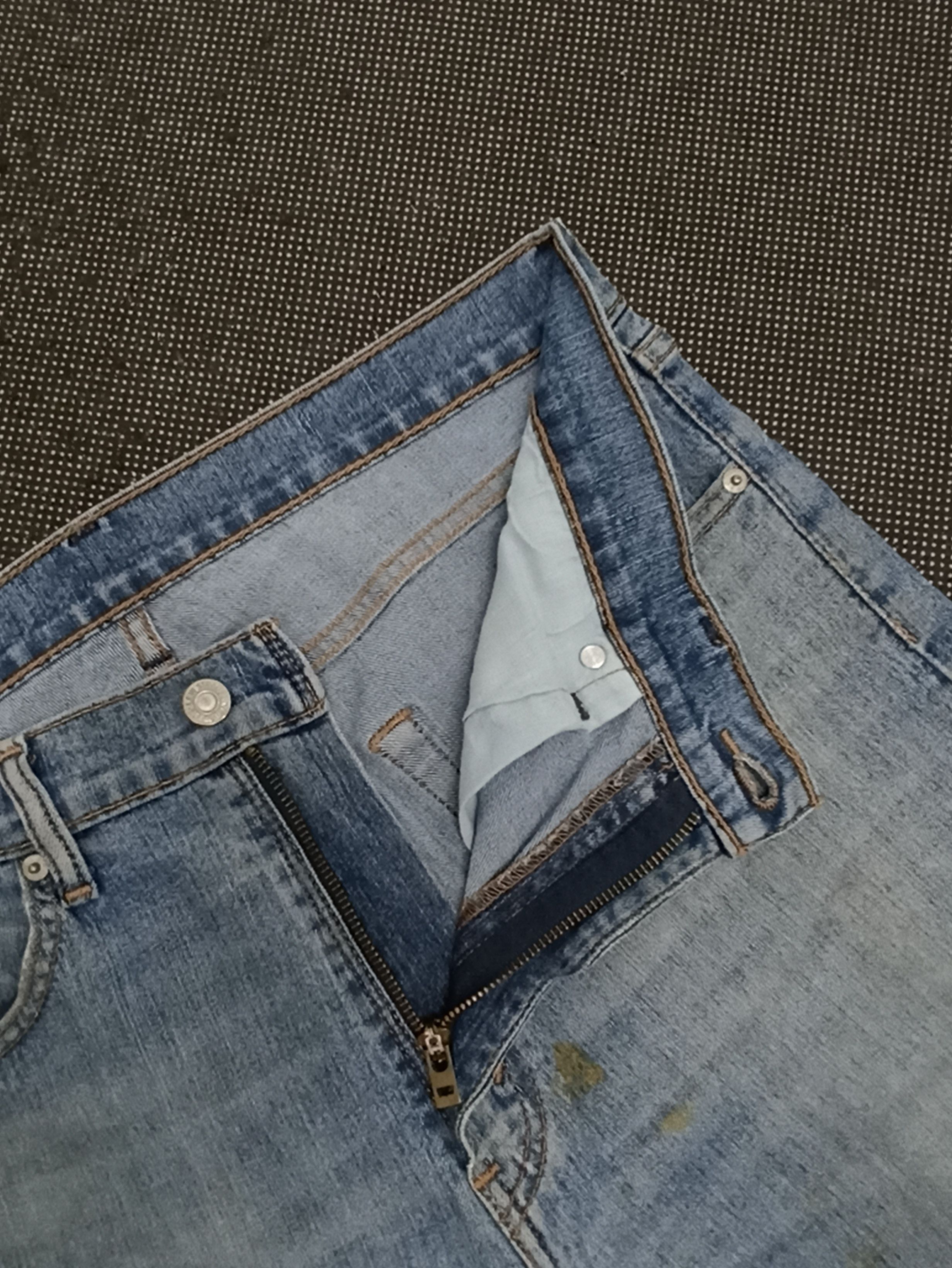 VINTAGE LEVIS 505 BLUE WASH JEANS -J328