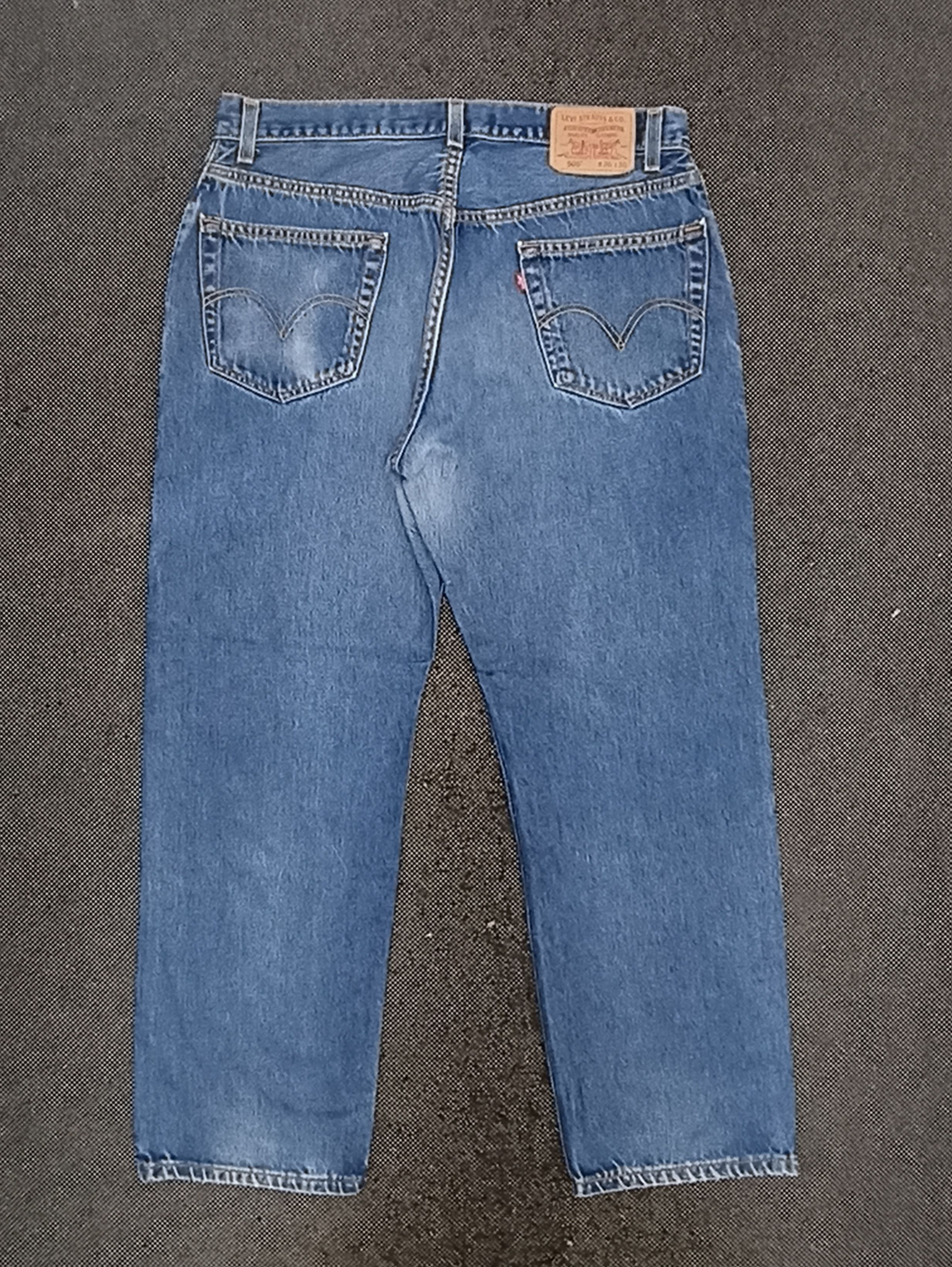 Jean × Levi's × Vintage VINTAGE LEVIS 505 BLUE WASH JEANS -J330 Size US 35 - 2 Thumbnail