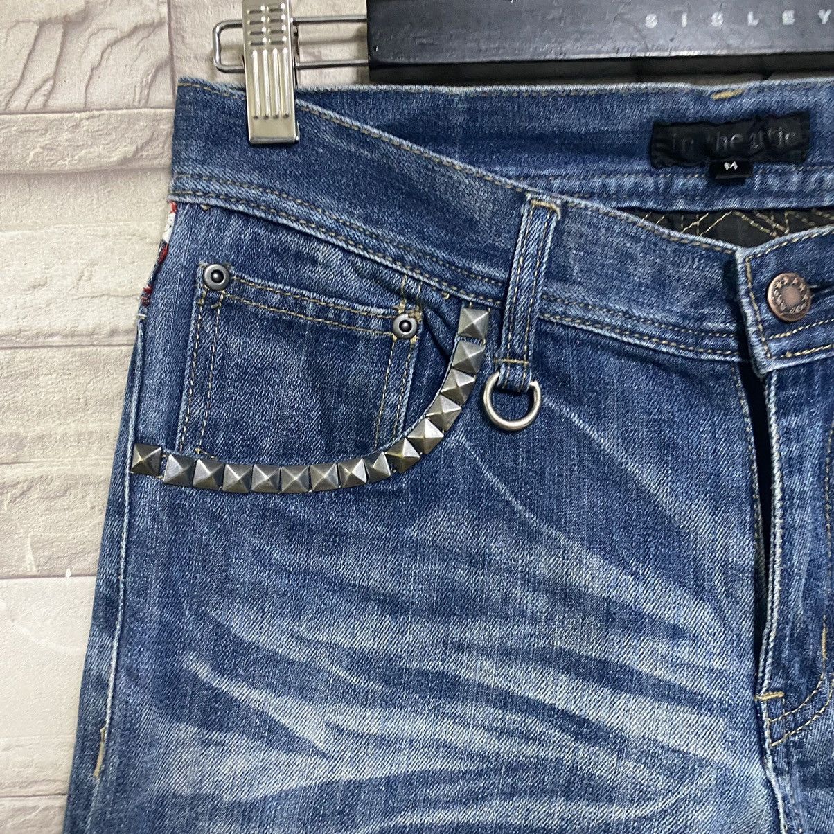 In The Attic IN THE ATTIC Distressed Jeans British Flag Size US 30 / EU 46 - 5 Thumbnail