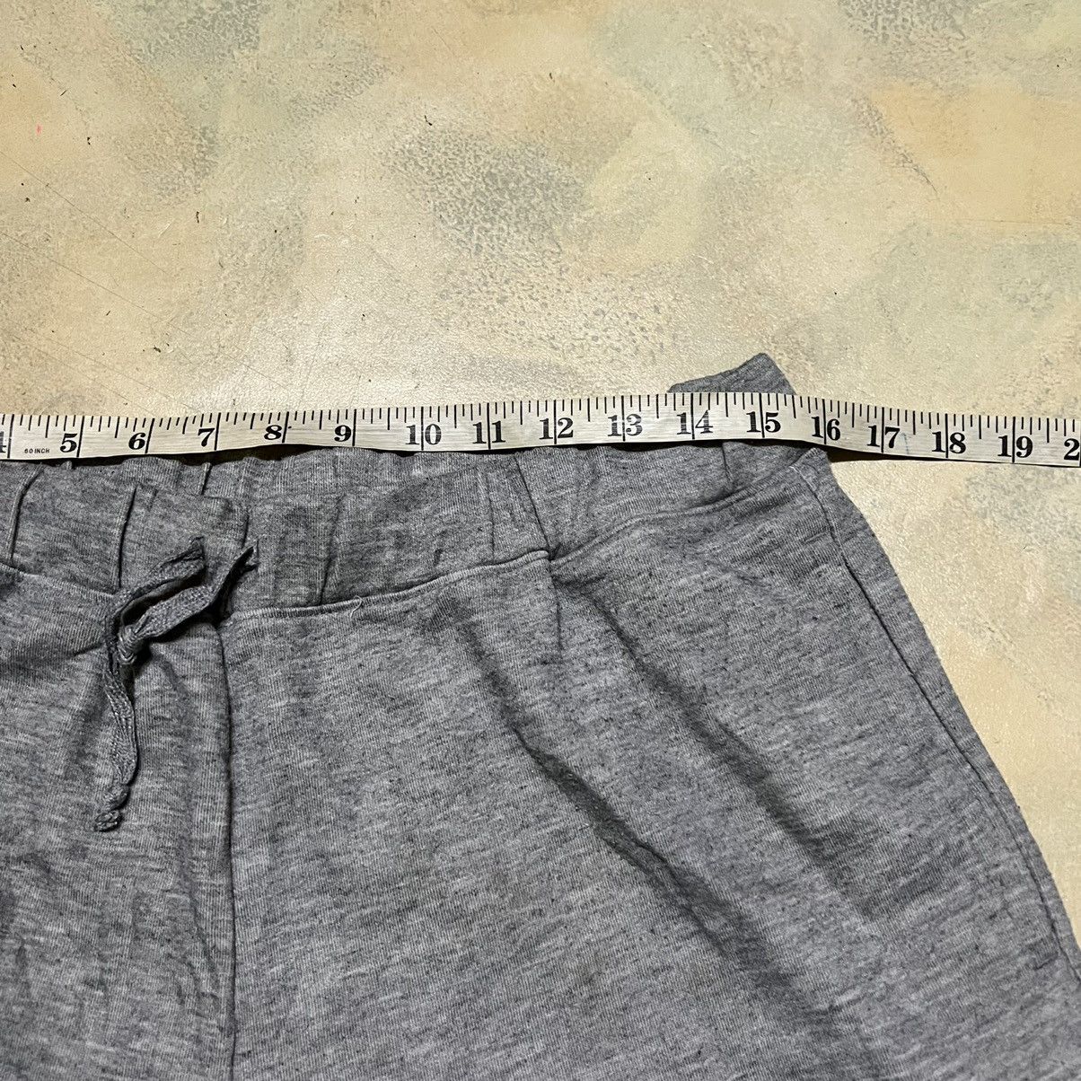 Playboy Playboy Big Logo Short Pants Size US 31 - 3 Thumbnail