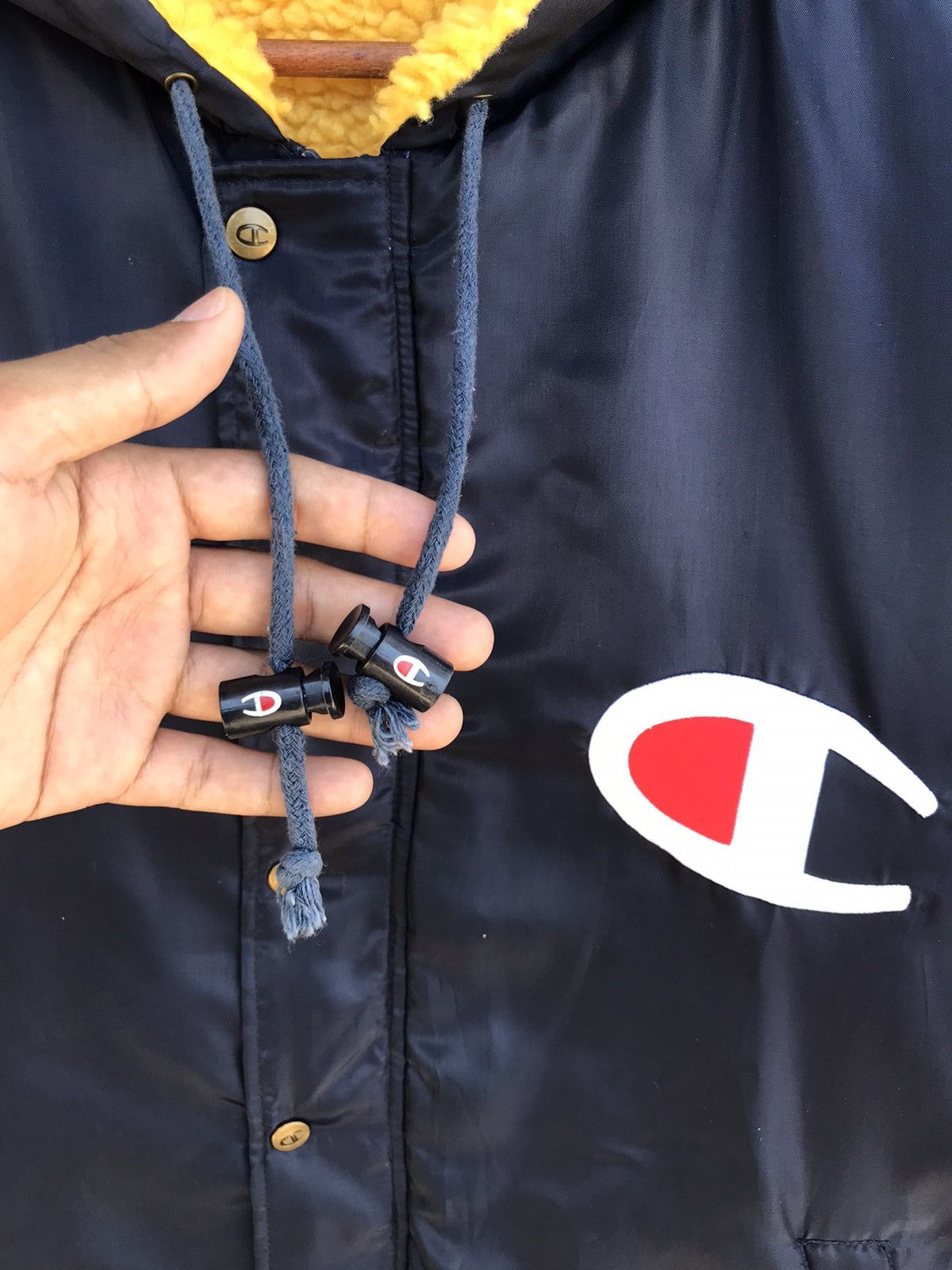 Champion Vintage Champion Big Logo Sherpa Lined Hooded Jacket Size US L / EU 52-54 / 3 - 6 Thumbnail
