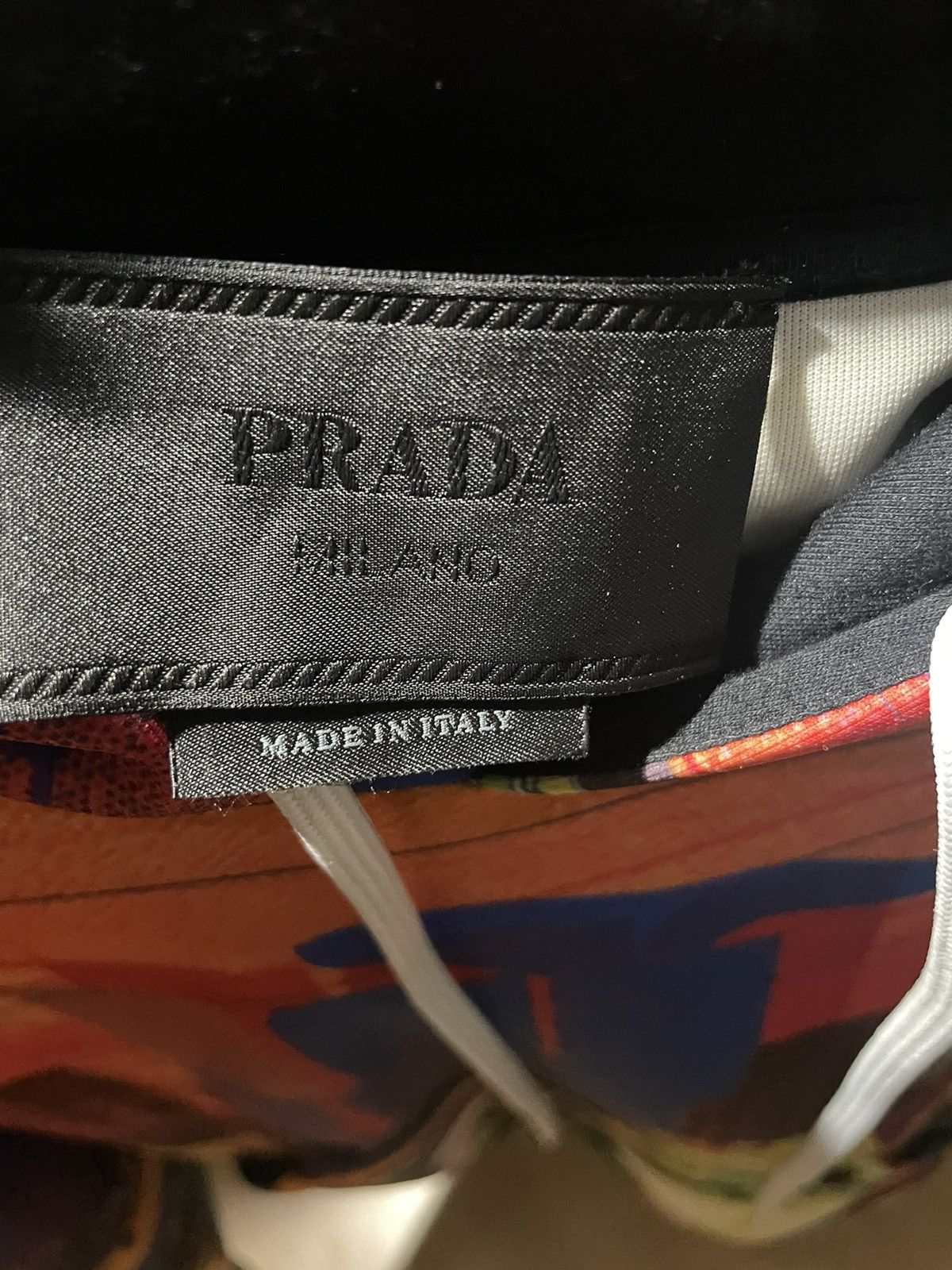 Prada PRADA SS19 Runway prints sweatshirt hoodie for nylon shirt Size US M / EU 48-50 / 2 - 2 Thumbnail