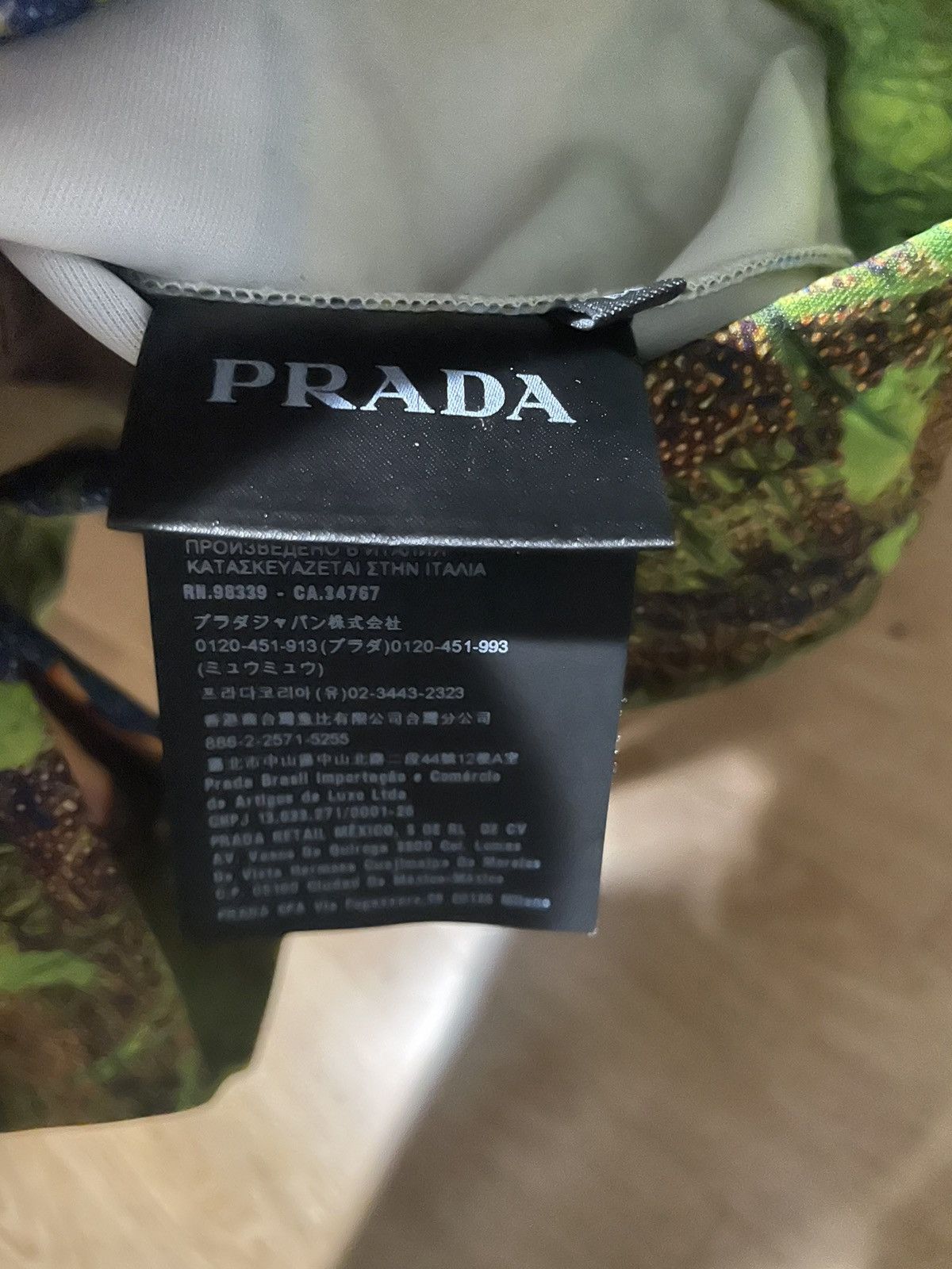 Prada PRADA SS19 Runway prints sweatshirt hoodie for nylon shirt Size US M / EU 48-50 / 2 - 3 Thumbnail