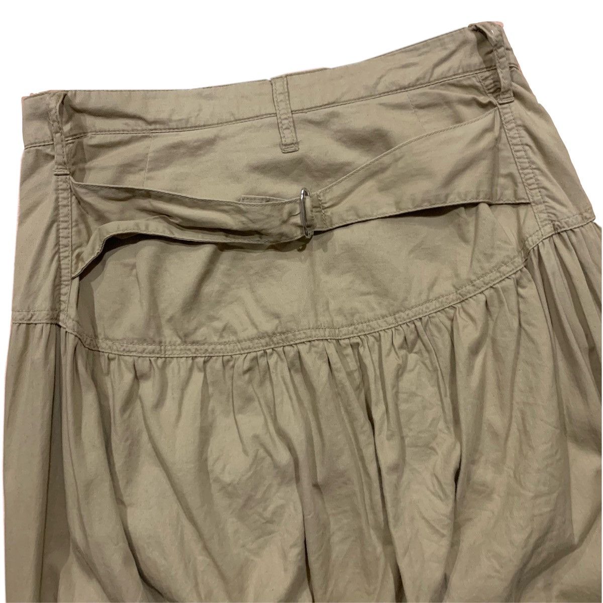Issey Miyake × Japanese Brand × Vintage Ne-Net Issey Miyake Bondage Buckle Back Pants Size US 29 - 4 Thumbnail