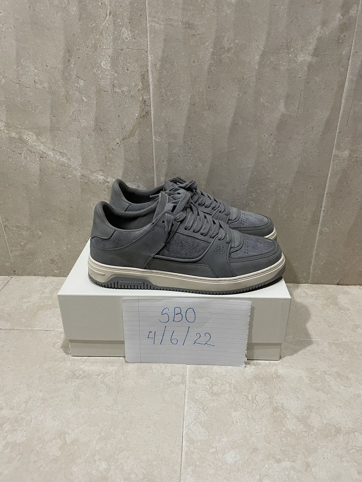 Represent Clo Apex Sneakers Grey/Vintage White