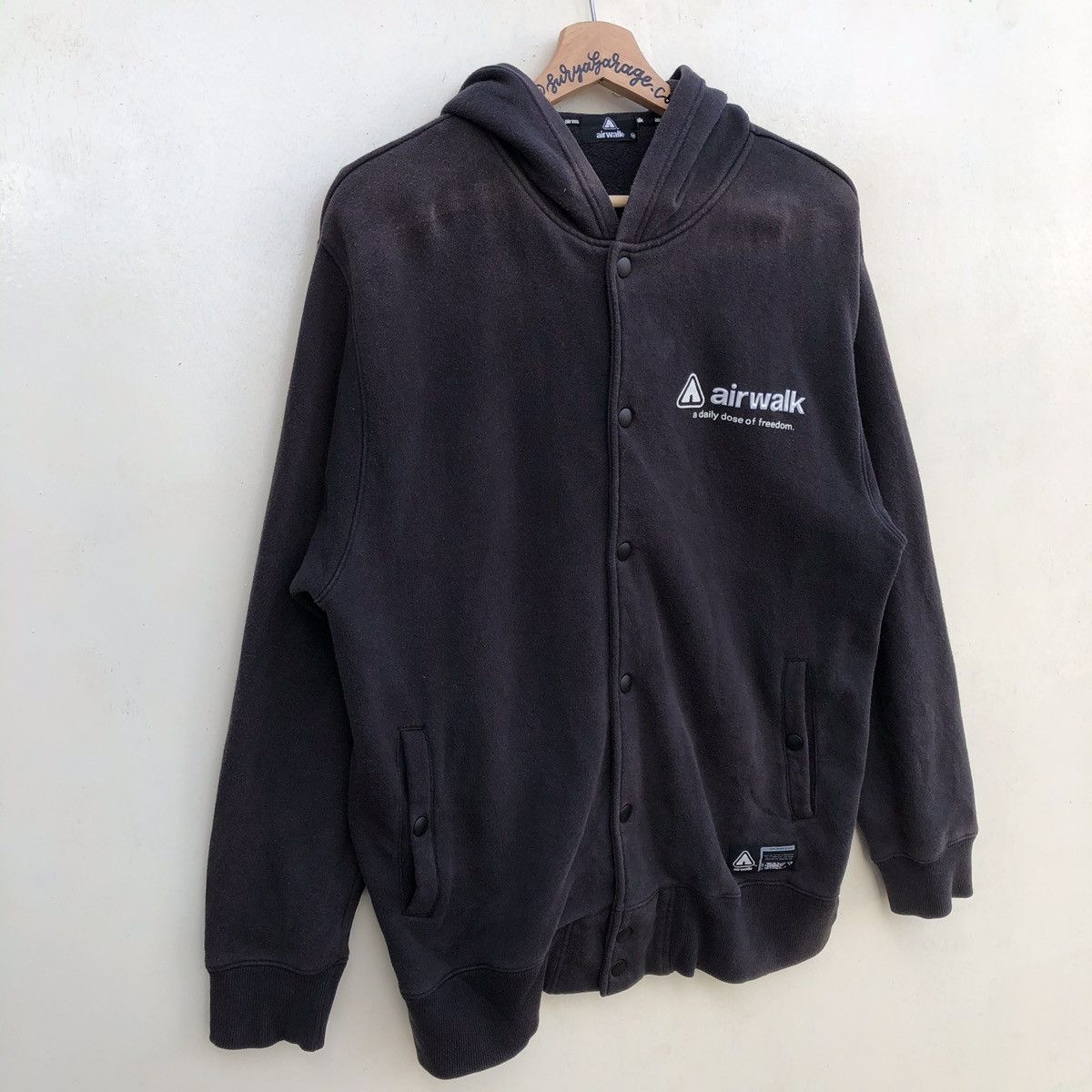 Airwalk Rare Airwalk Big Spell Out Oversized Button Ups Hoodie Size US M / EU 48-50 / 2 - 8 Thumbnail