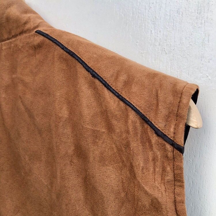 Japanese Brand × Vintage Vintage Japanese Brand Suede Sleeveless Jacket Size US XL / EU 56 / 4 - 7 Thumbnail