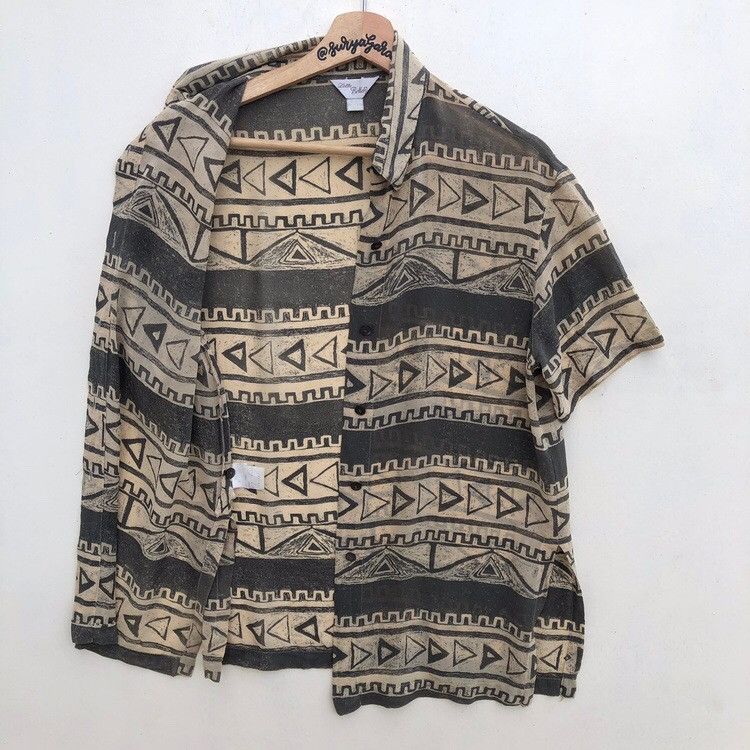 Designer × Japanese Brand × Vintage Vintage Lotte BelleRose 45146 Vaguely Shirt Button Ups Size US S / EU 44-46 / 1 - 8 Thumbnail