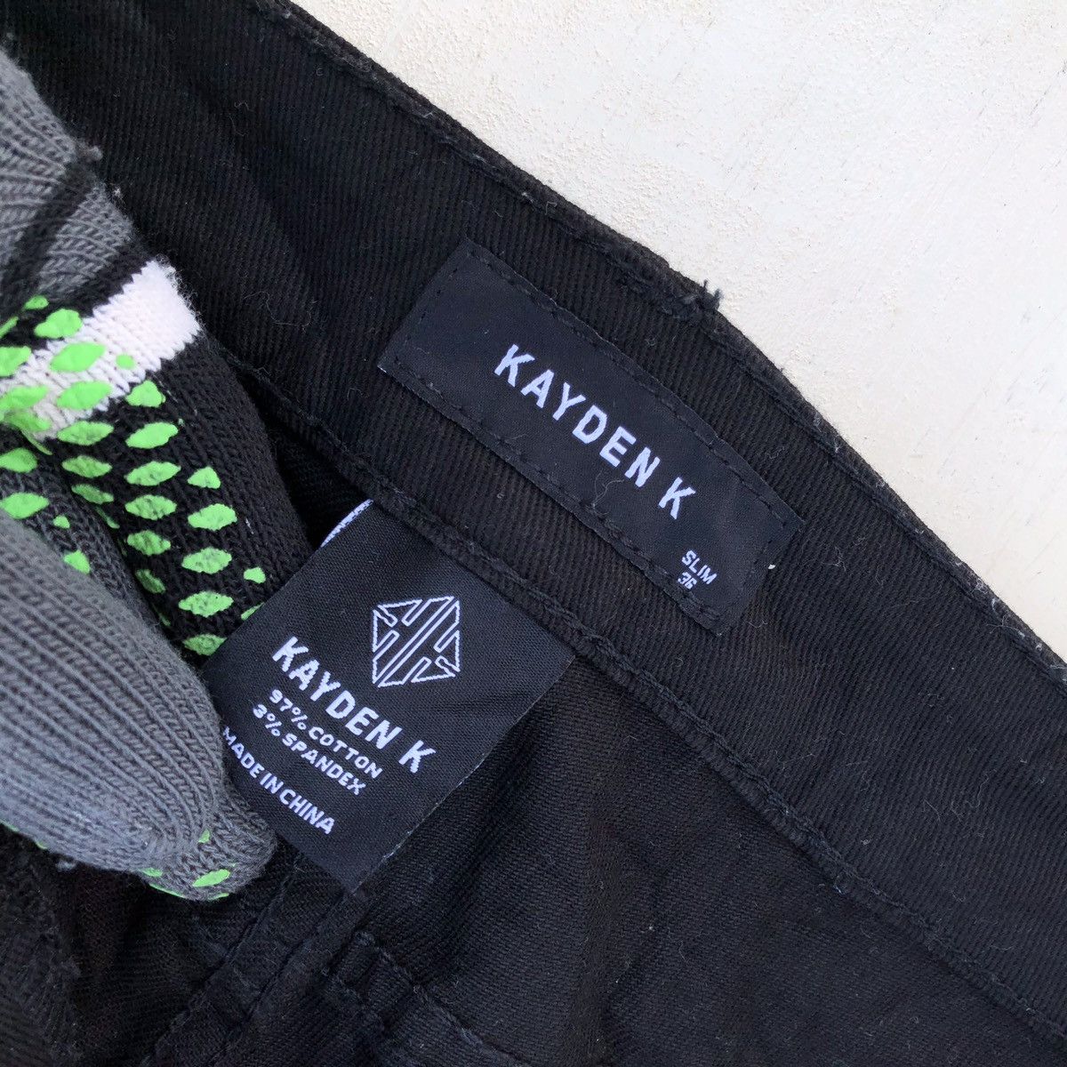 Designer × Japanese Brand Japanese Brand Kayden L Distressed Oversized Pants Size US 39 - 6 Thumbnail