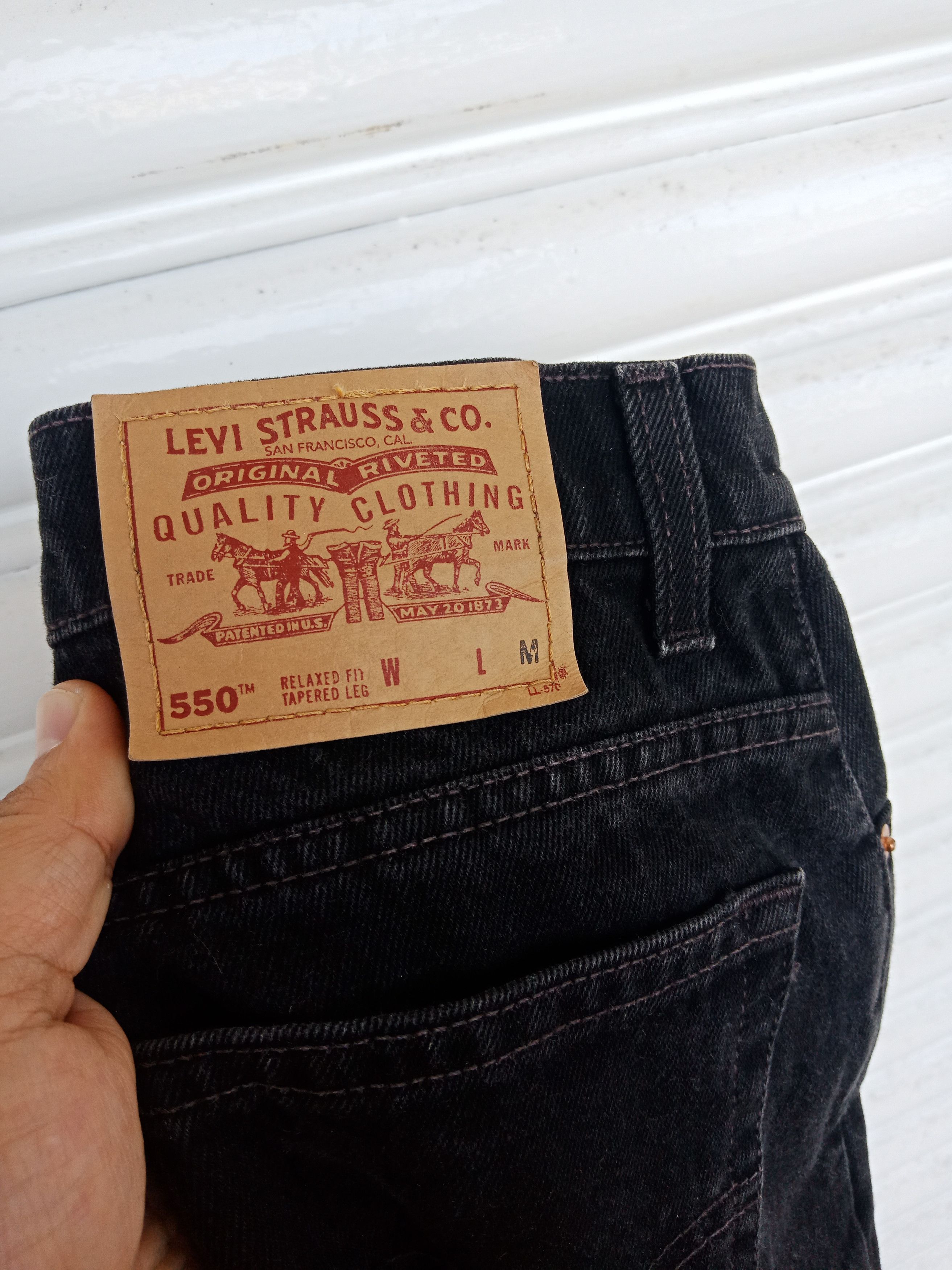 Levi's Levi's 550 Relaxed Fit Tapered Legs Size US 31 - 8 Thumbnail