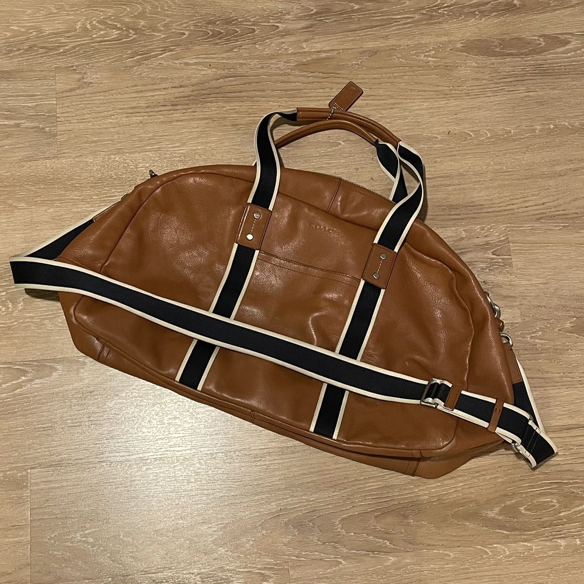 Coach leather weekender online