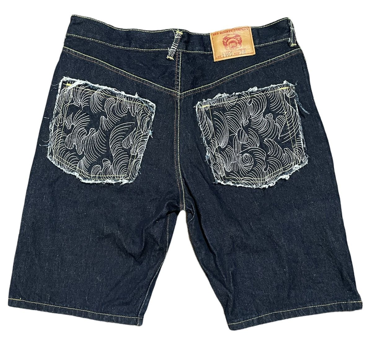 Japanese Brand RMC Martin Ksohoh Japanese Pattern Embroidery Pocket Shorts Size US 36 / EU 52 - 6 Thumbnail
