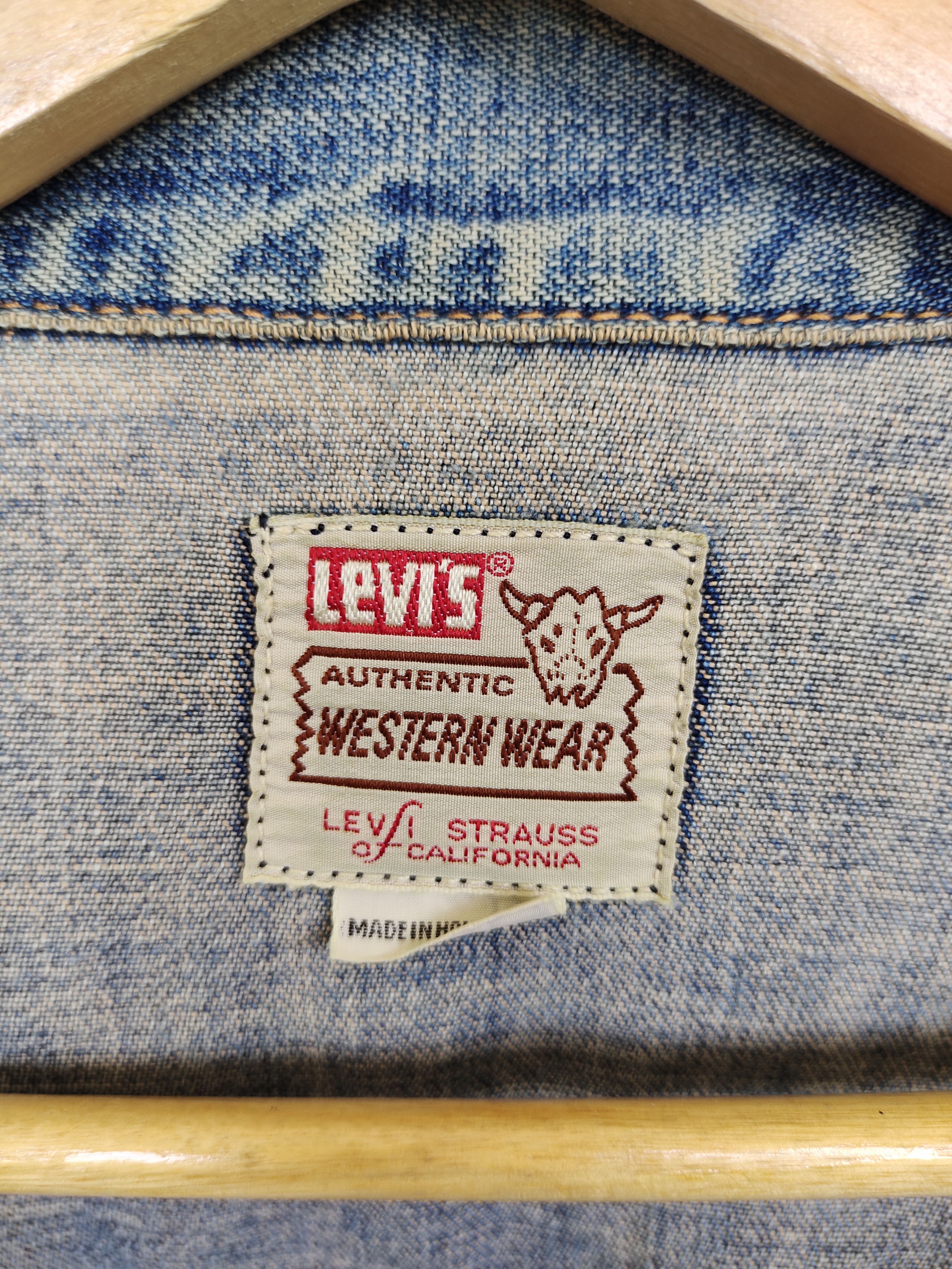 Levi's Vintage 90s Levis Distressed patina Denim Jacket Size US M / EU 48-50 / 2 - 13 Thumbnail
