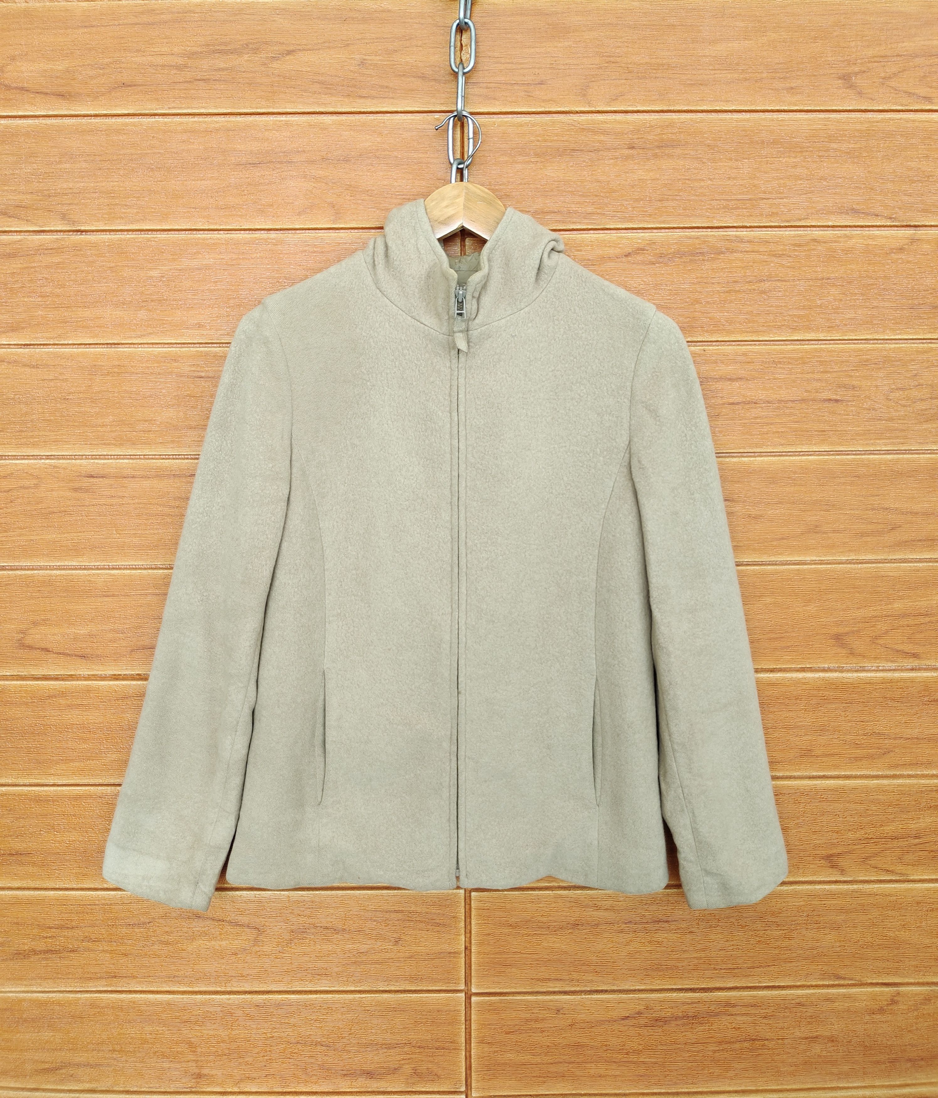 Burberry BURBERRYS Blue Label Jacket Size M / US 6-8 / IT 42-44 - 1 Thumbnail
